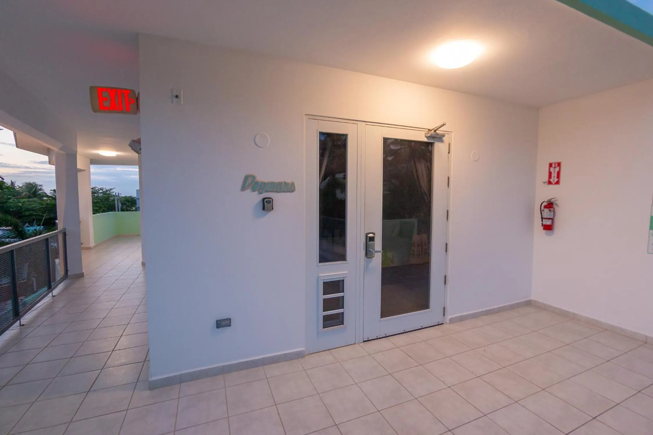 Facade/entrance in Casa Verde Hotel - Steps to the Beach, Pool, Restaurant & Bar