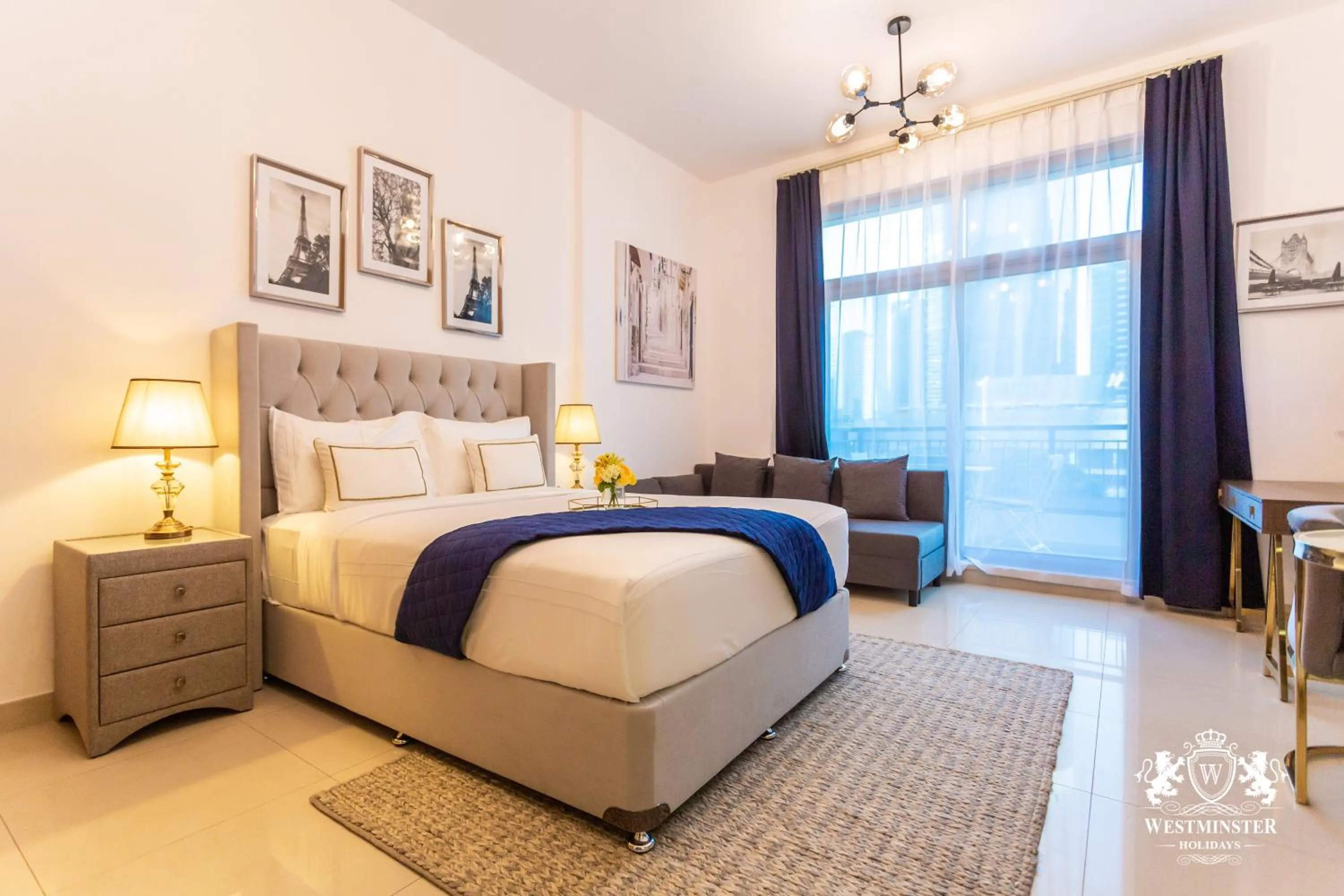 Bed in Westminster Claren Tower - Downtown