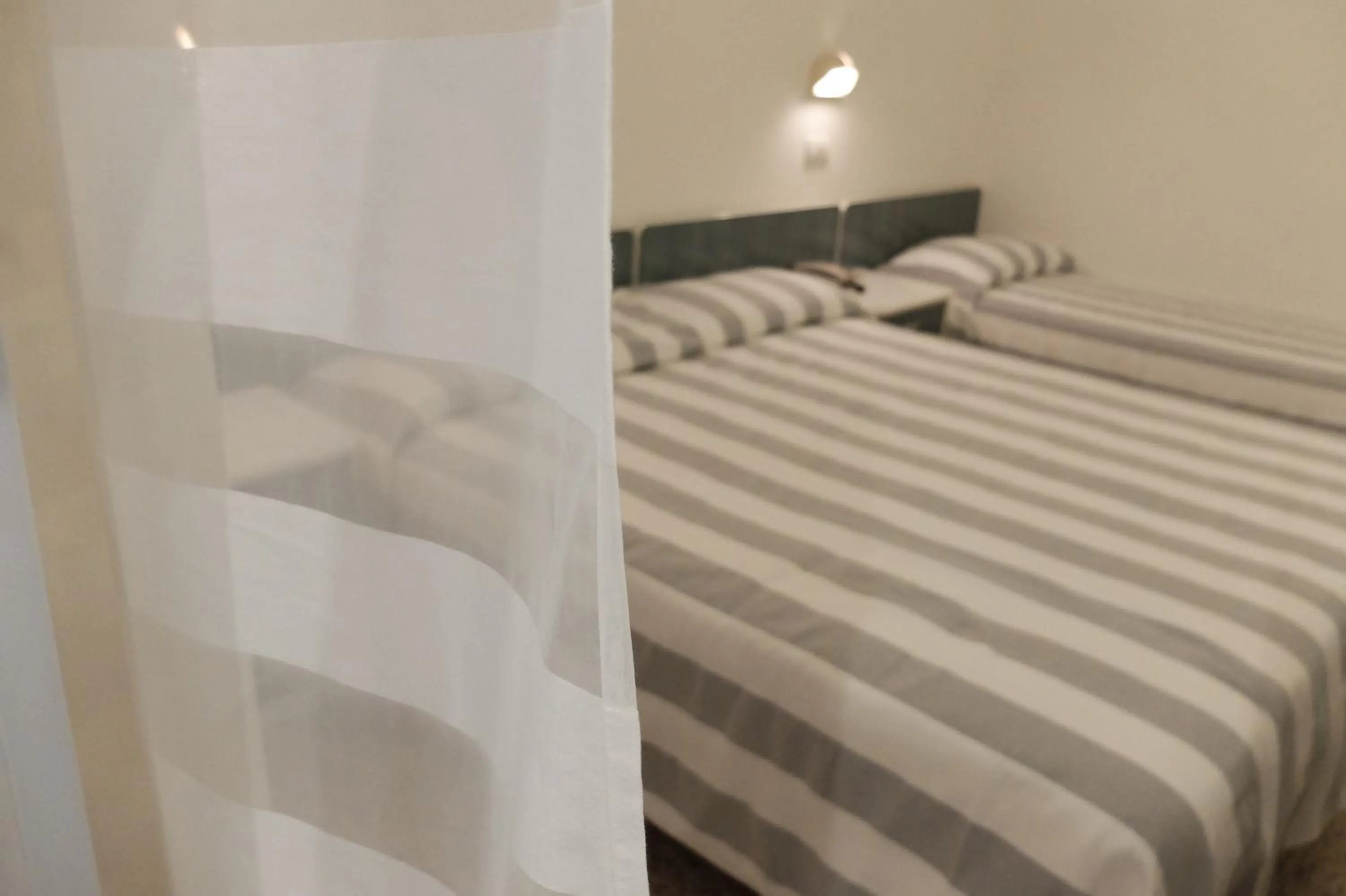 Photo of the whole room, Bed in Hotel Aurea