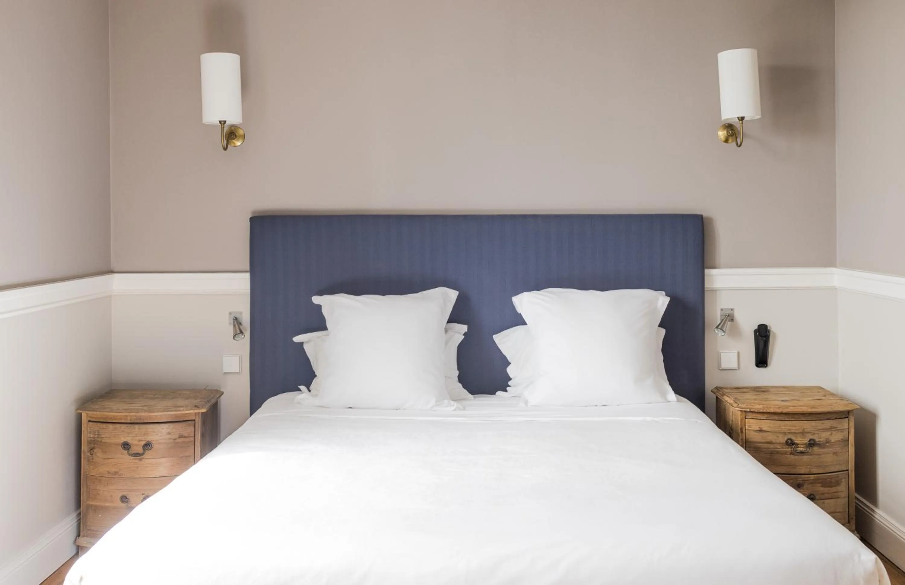 Bedroom, Bed in Hotel Saint Julien