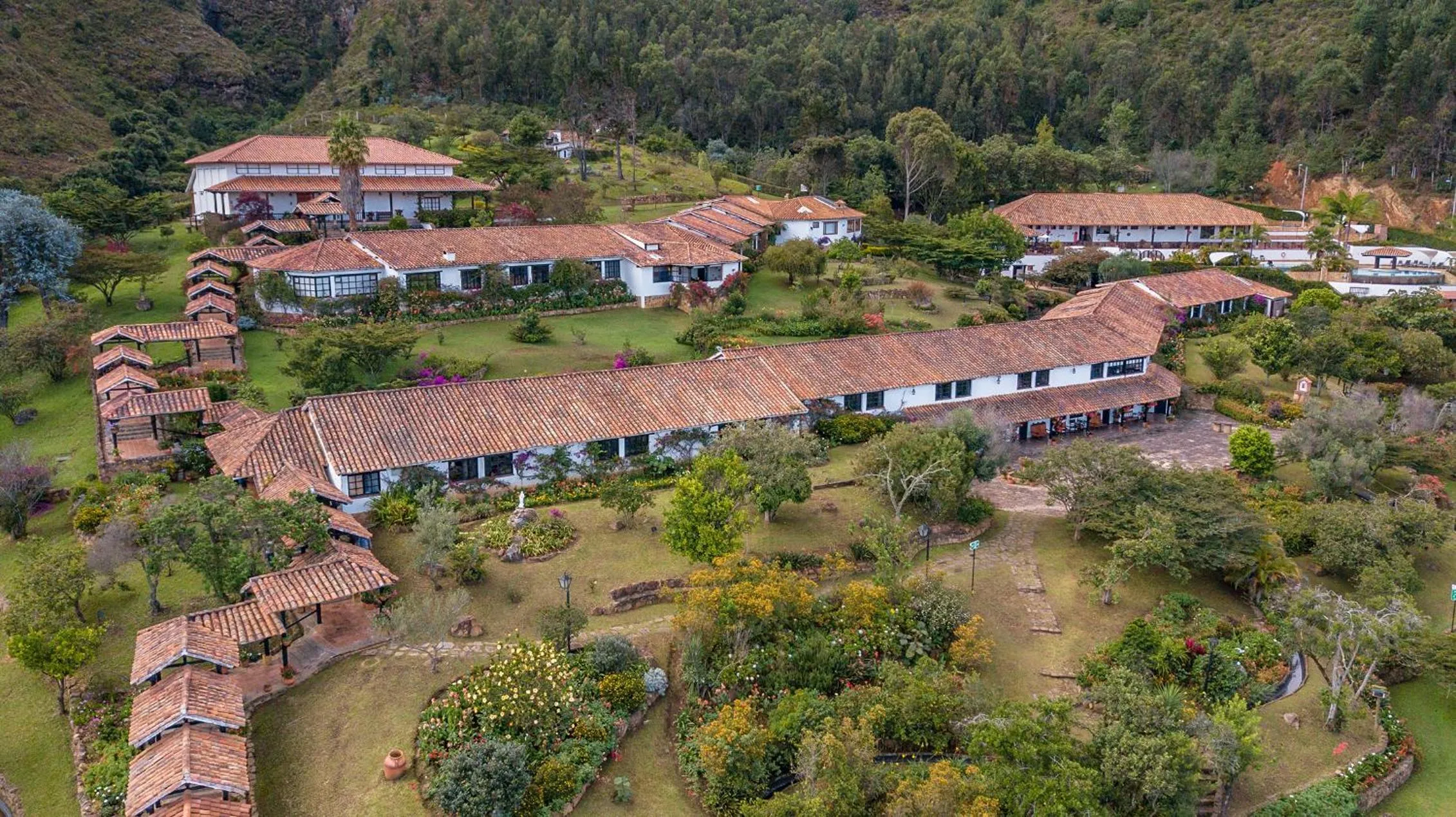 Property building in Hospederia Centro de Convenciones Duruelo