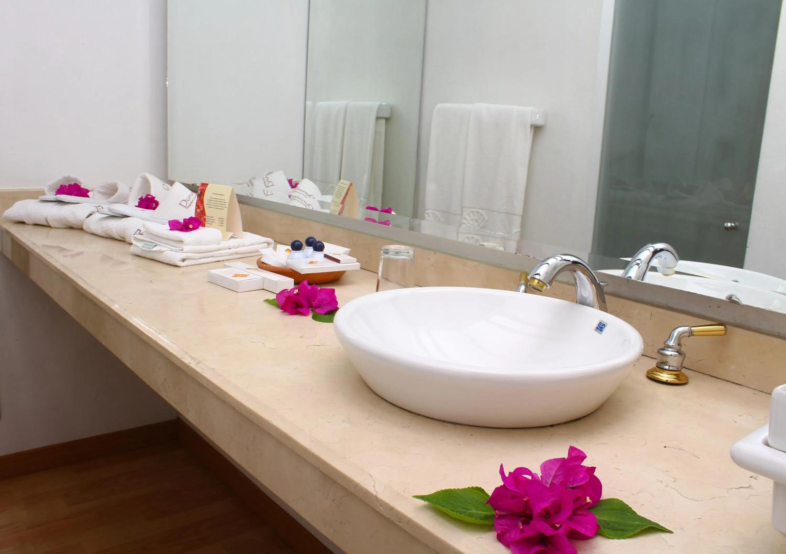 Bathroom in Hospederia Centro de Convenciones Duruelo