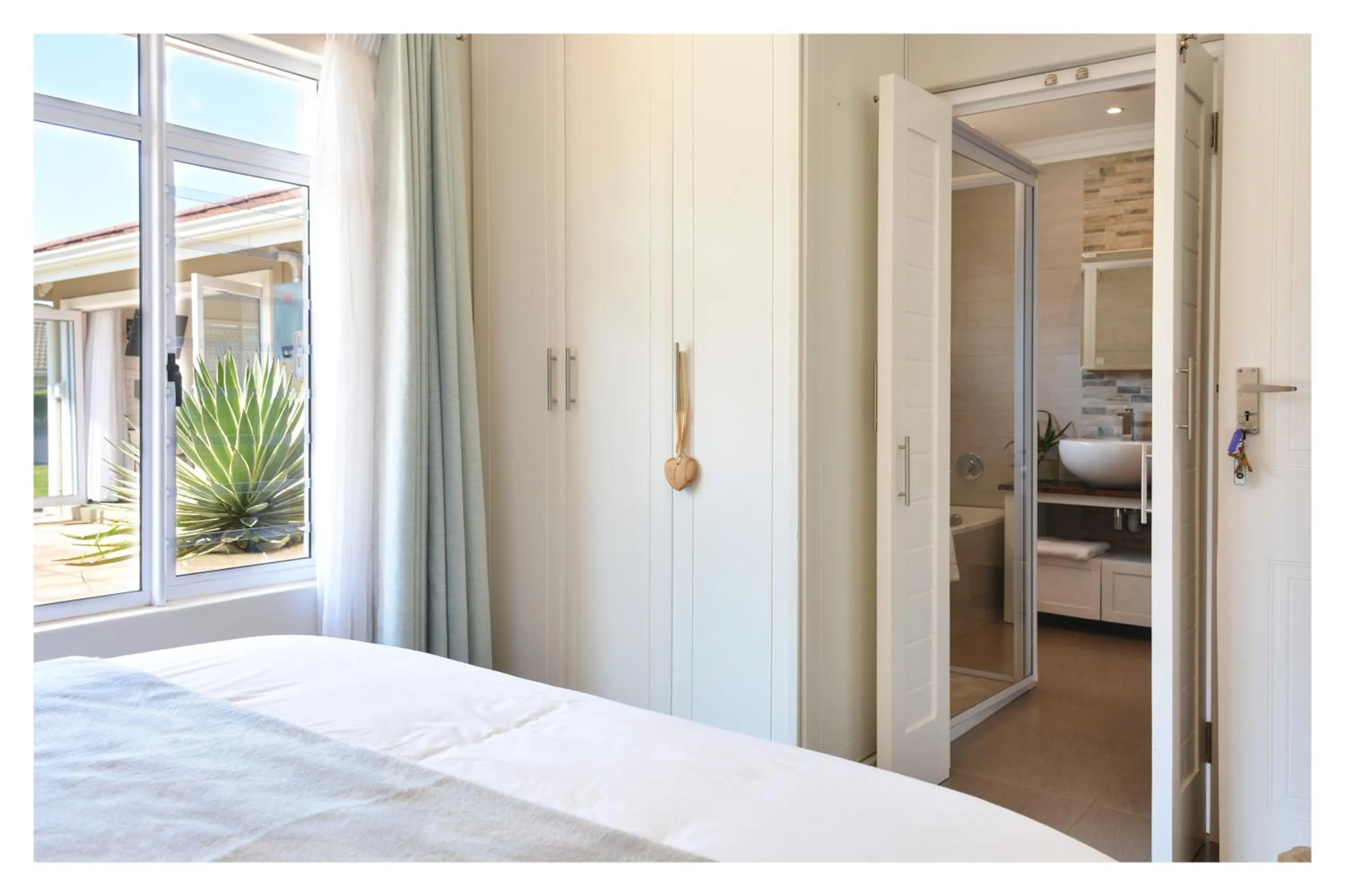 Bed in 66 On Monzali 4 Star Luxury Guesthouse