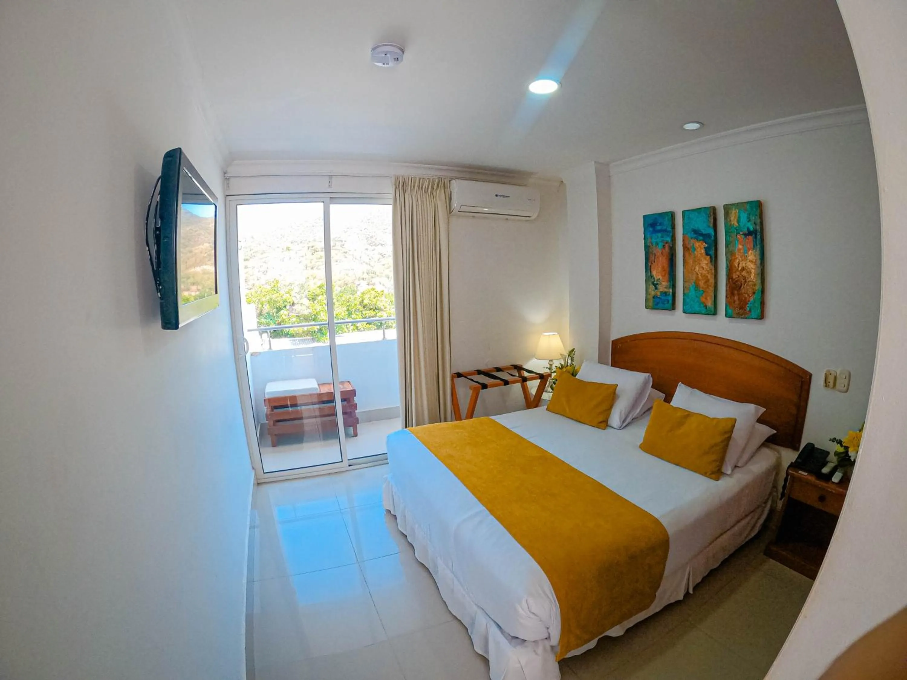 Bed in Hotel Tayrona Rodadero