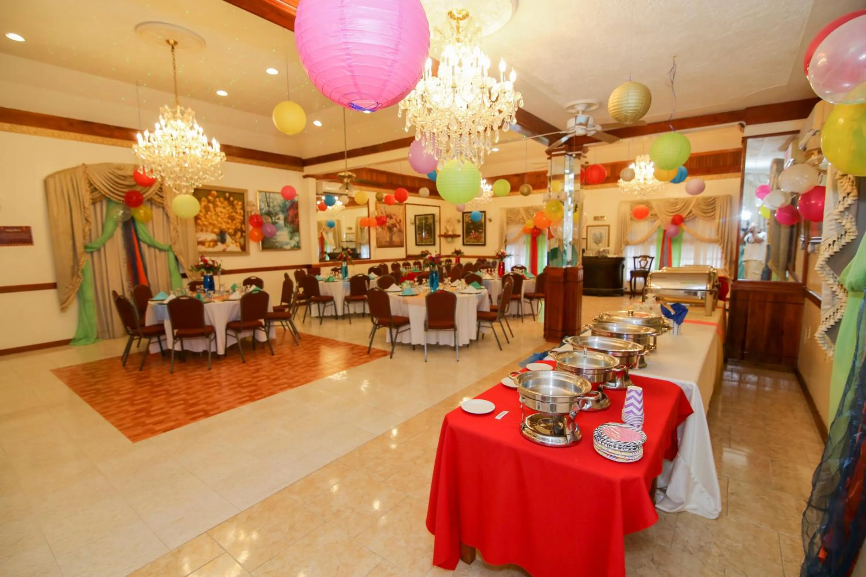 Banquet/Function facilities in Rayon Hotel