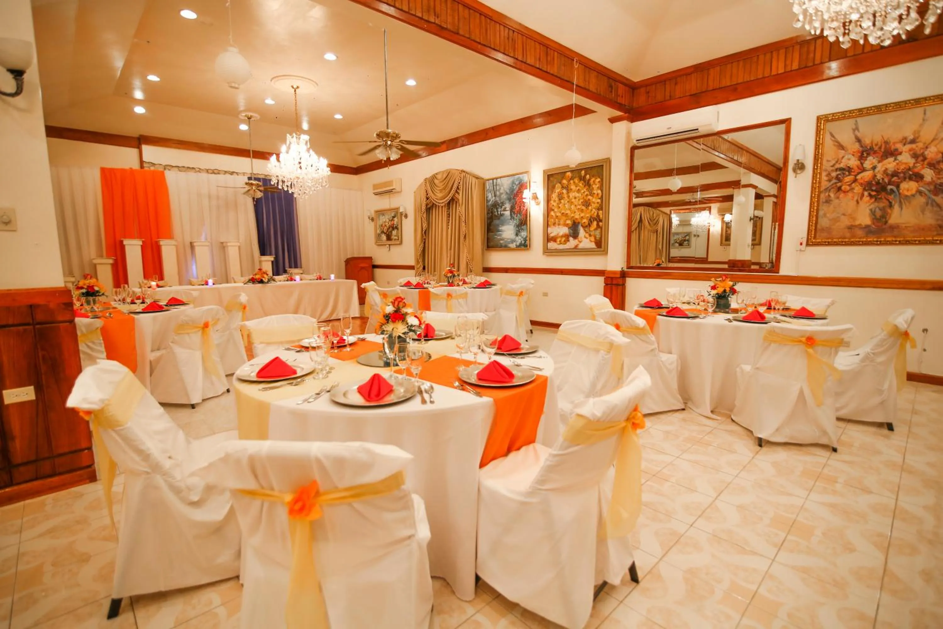 Banquet/Function facilities in Rayon Hotel