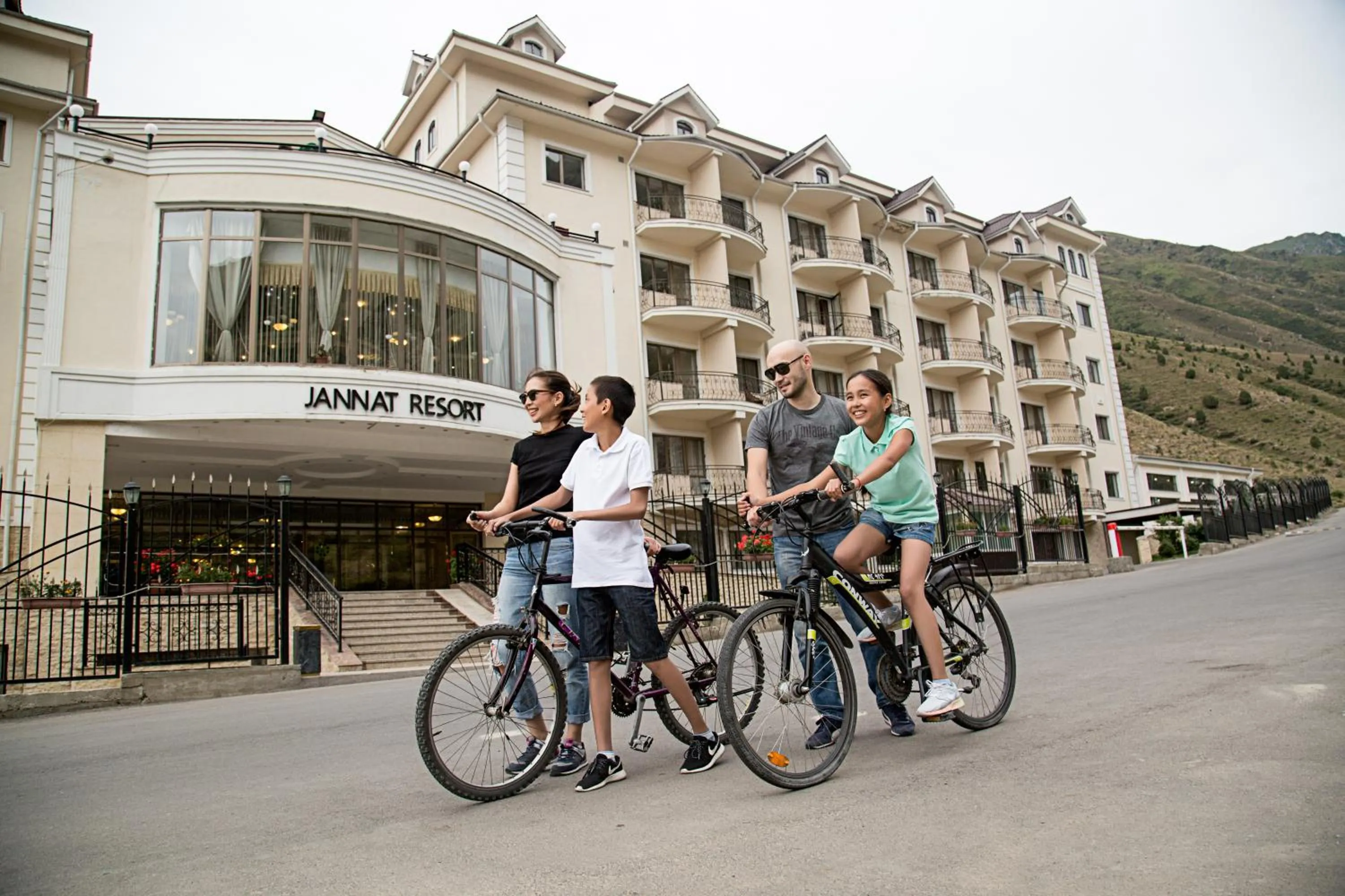 Facade/entrance in Jannat Resort