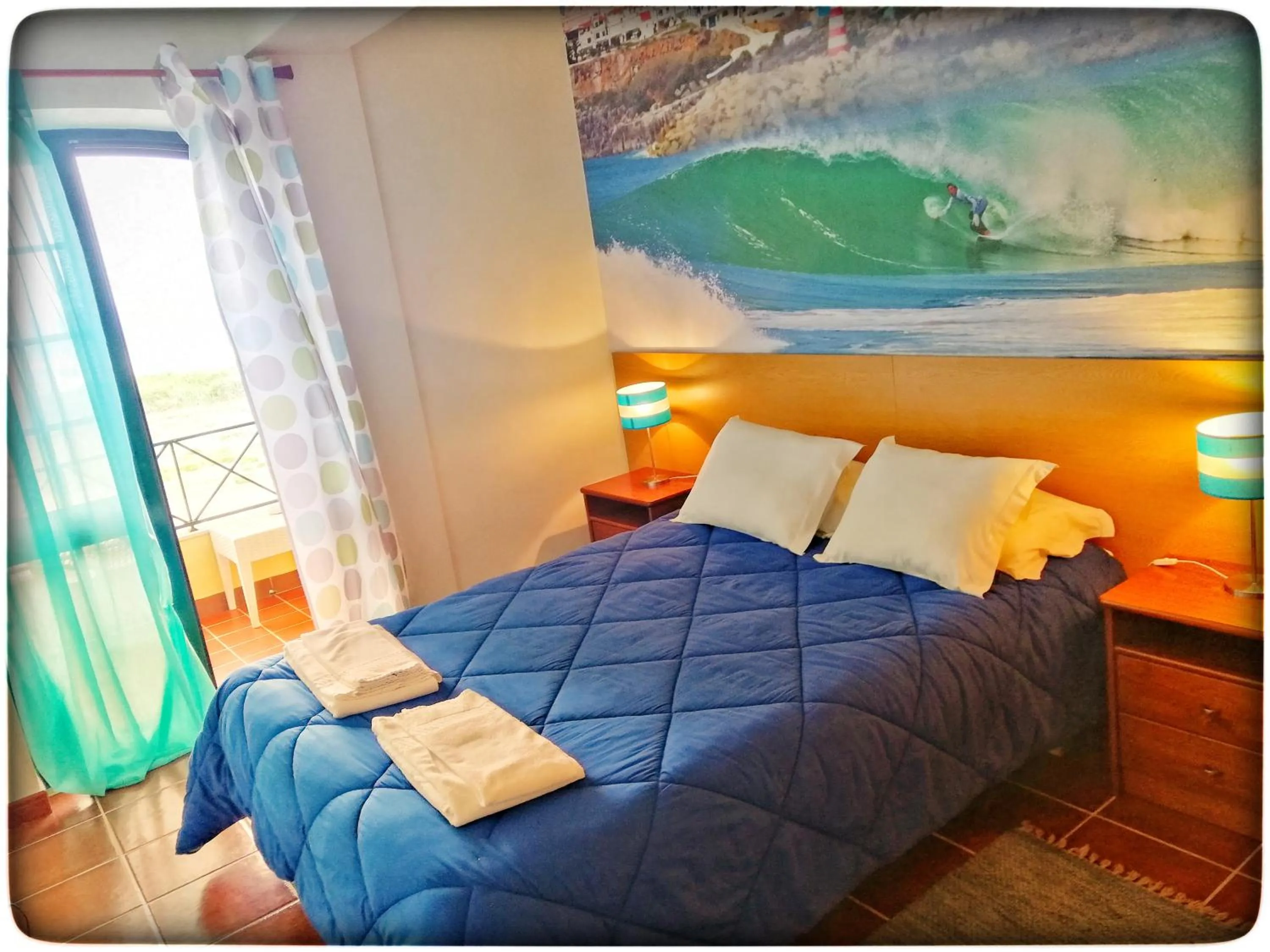 Bedroom, Bed in Supertubos Beach Hostel