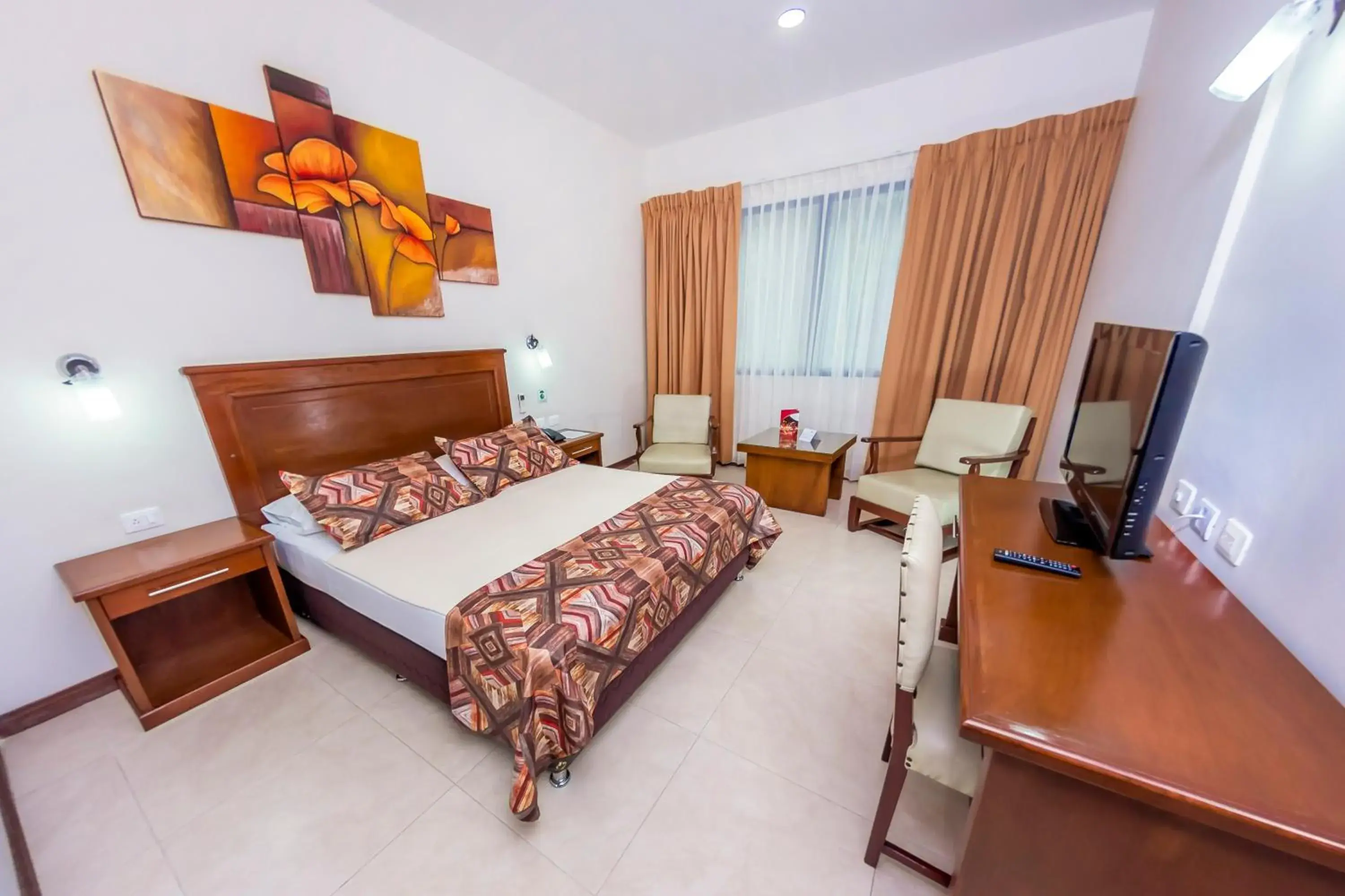 Standard Double Room in Hotel Guadalajara Standard Double Room in Hotel Guadalajara