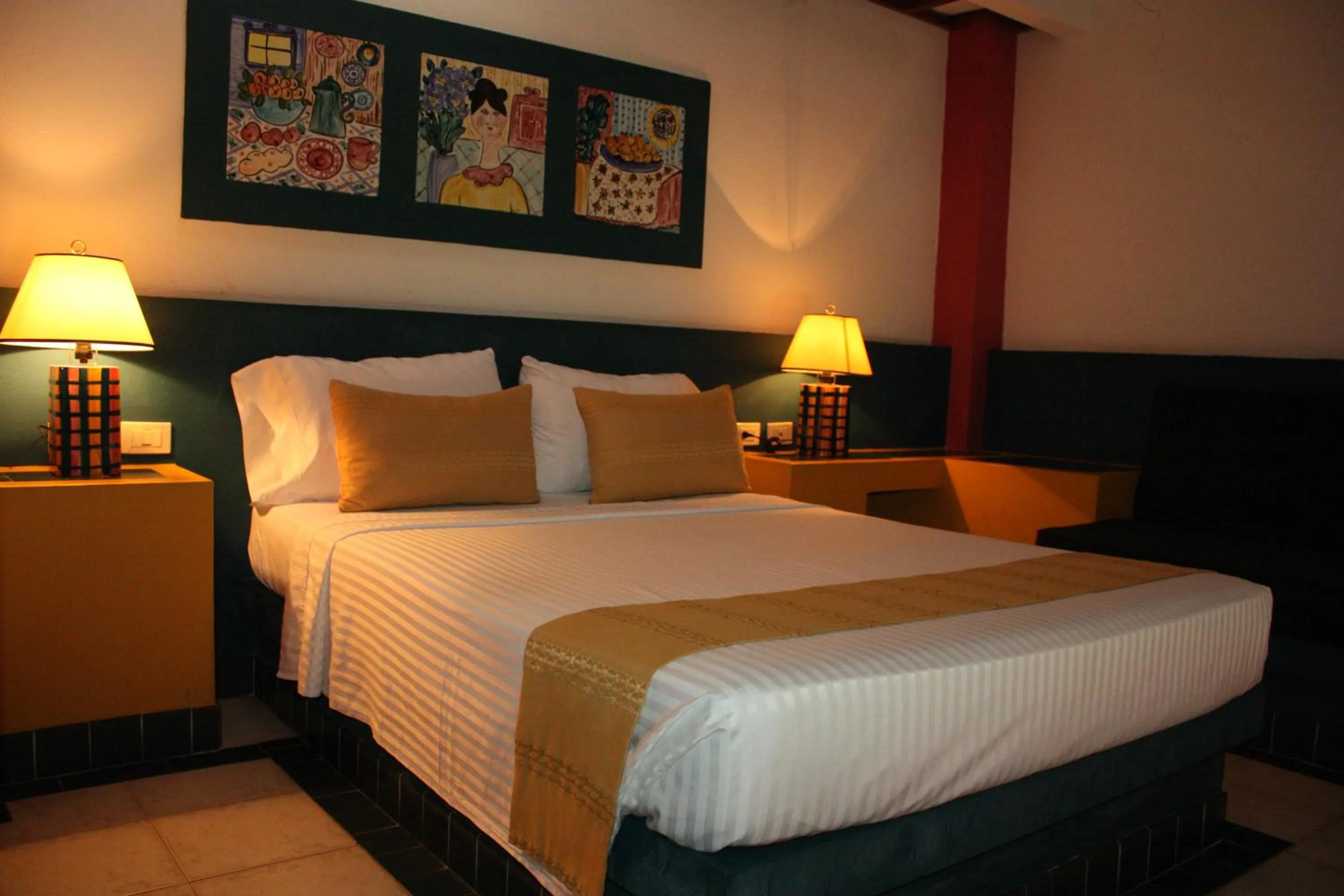 Bed in Hotel Guadaira Resort