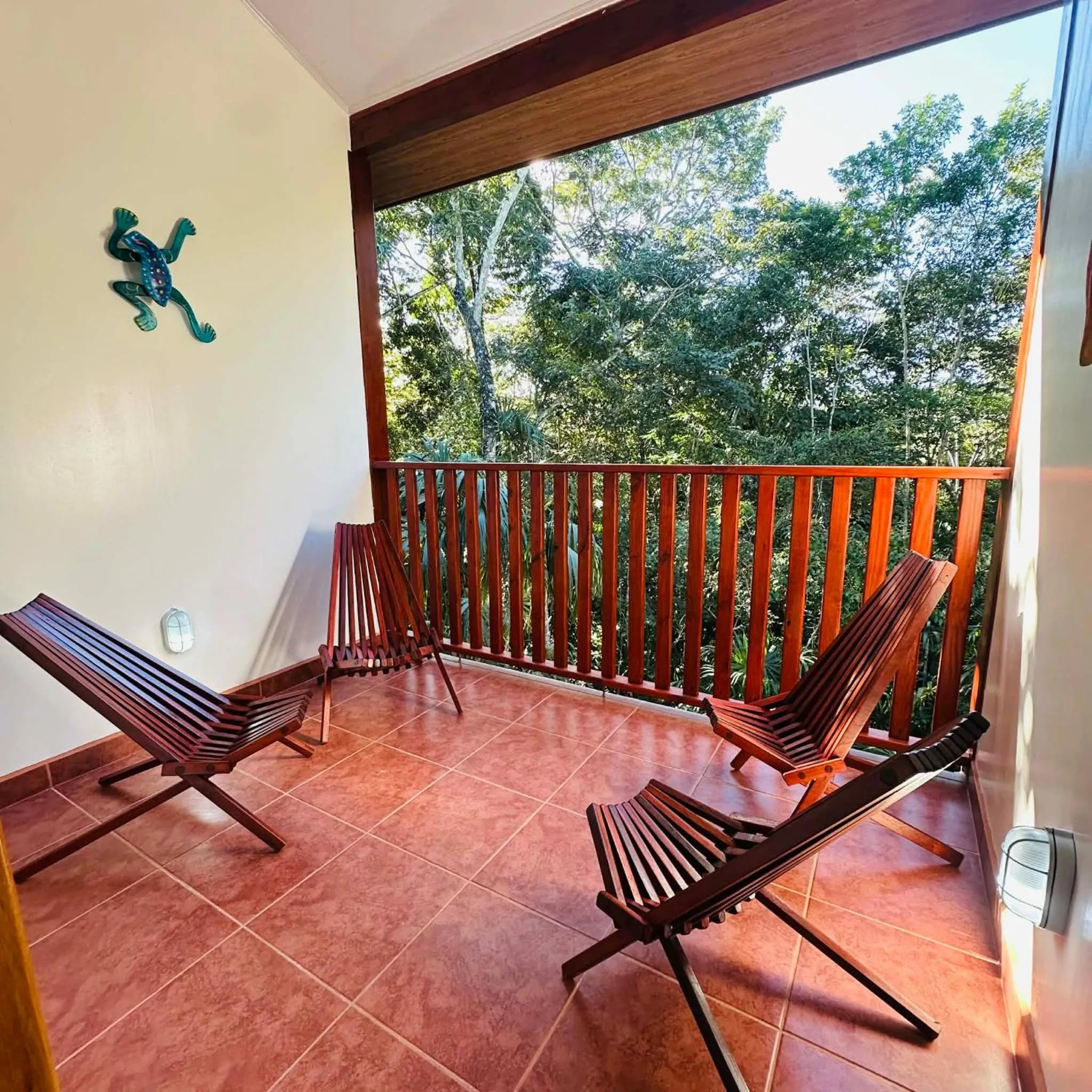 Mariposa Jungle Lodge