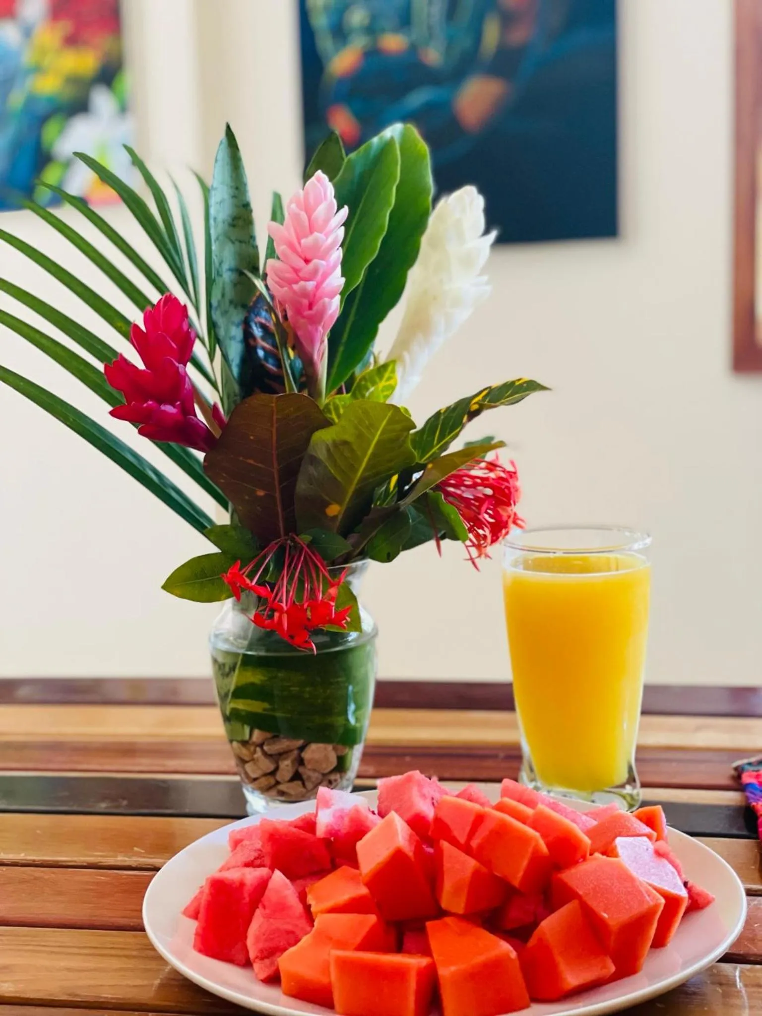 Dining area in Mariposa Jungle Lodge