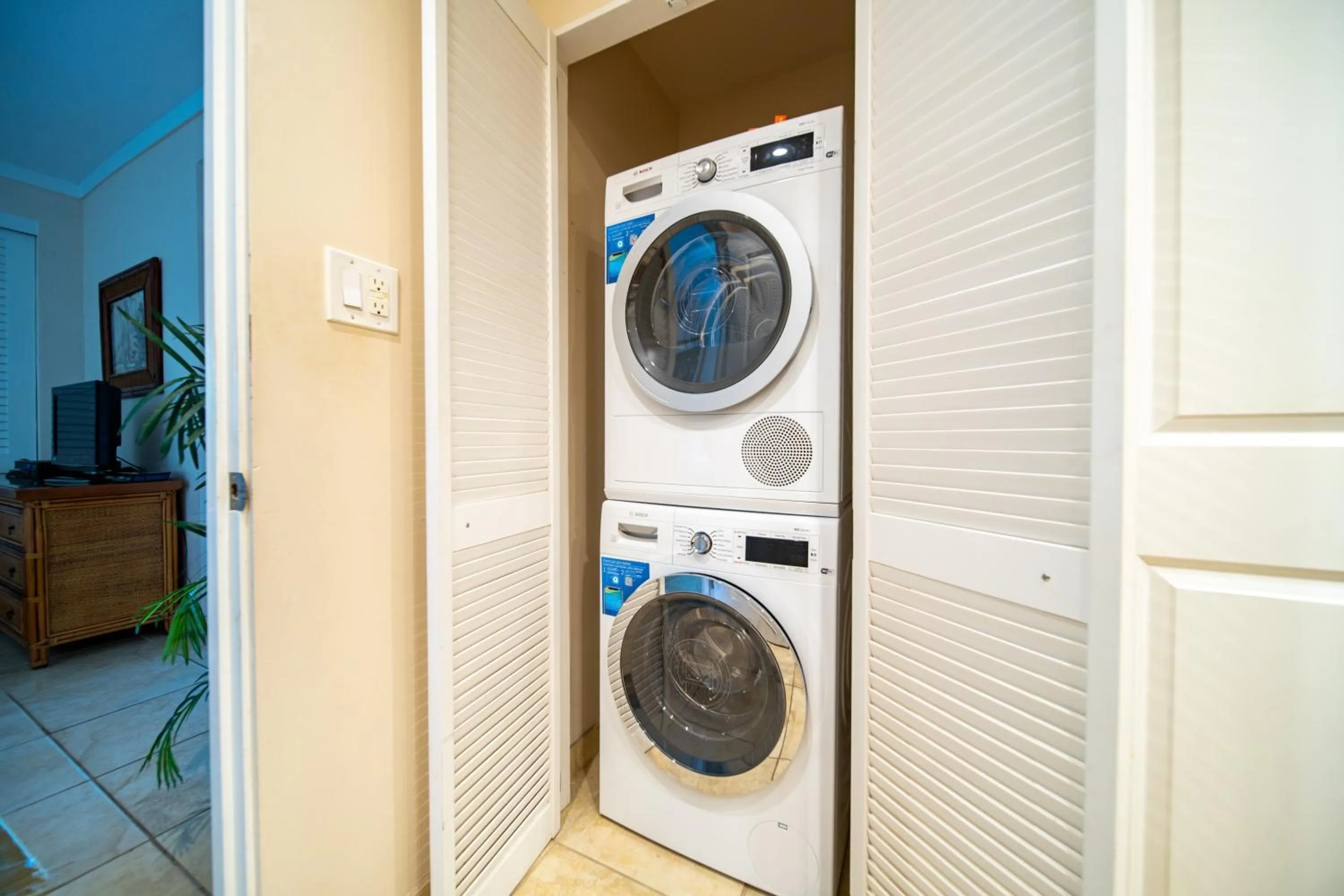 washing machine in Kapalua Villas Maui