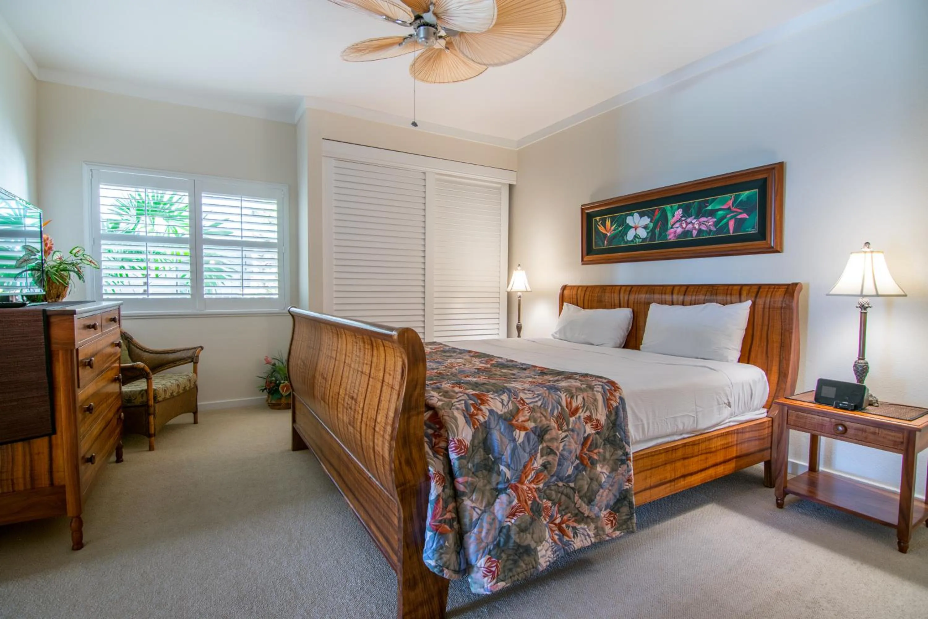 Bed in Kapalua Villas Maui