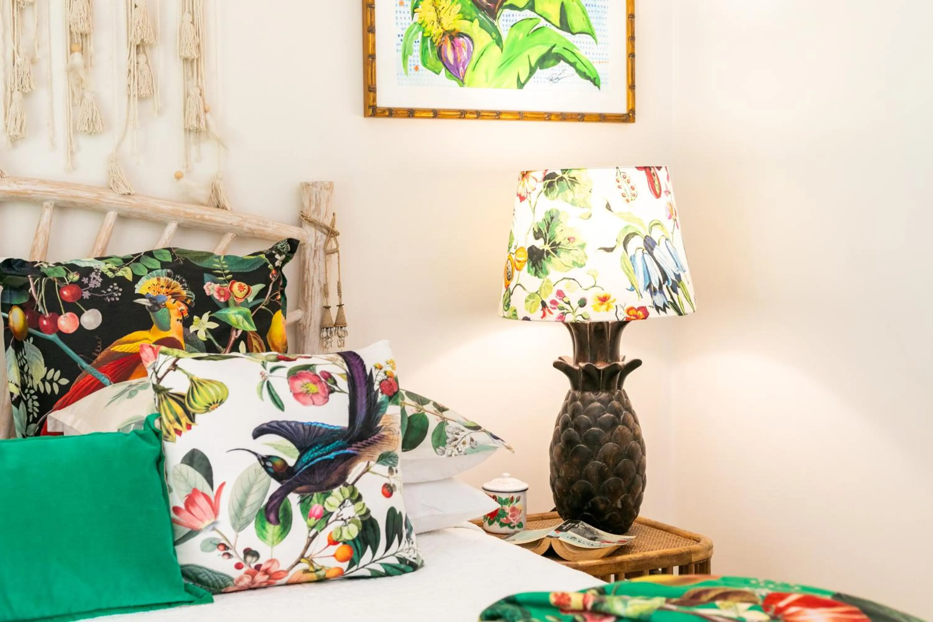 Bed in Noosa Valley Manor B&B