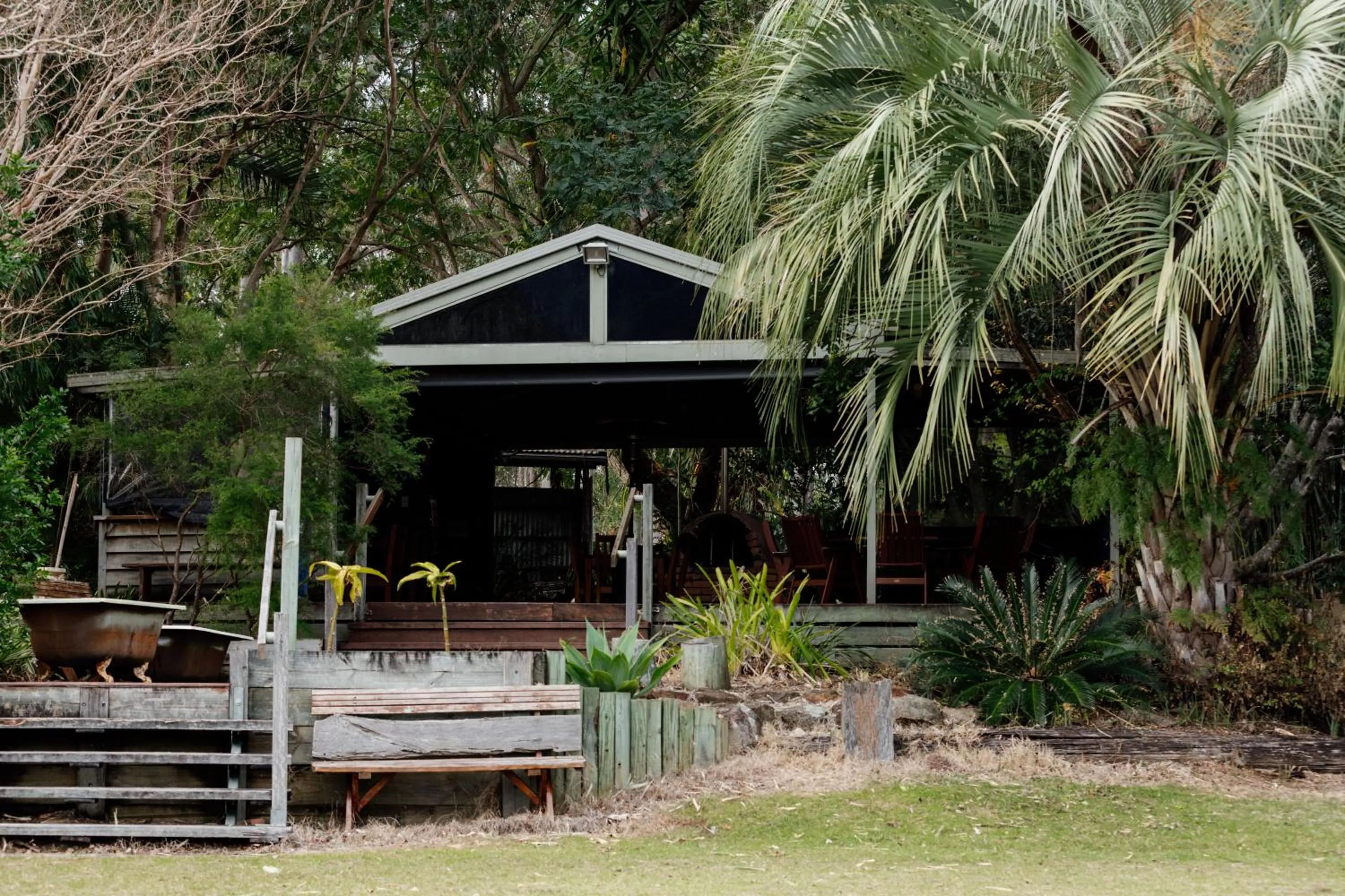 Property building in Tuckeroo Cottages & Gardens - Blue Wren & Kookaburra