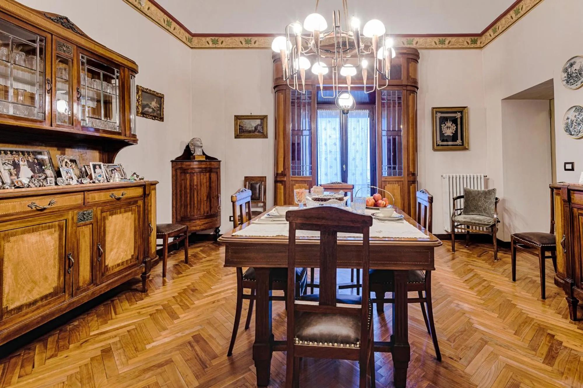 Dining area in antica bifora rsm