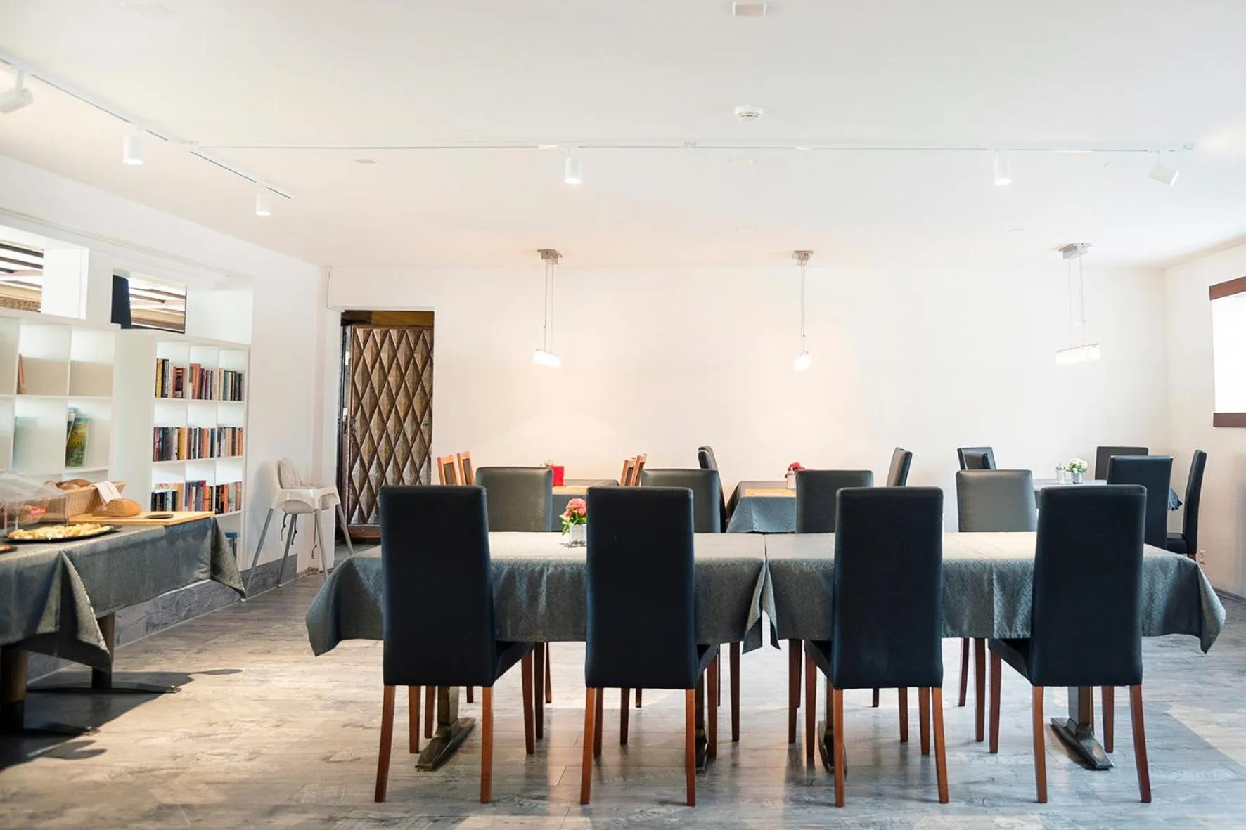 Food and drinks in B&B La Tgamona