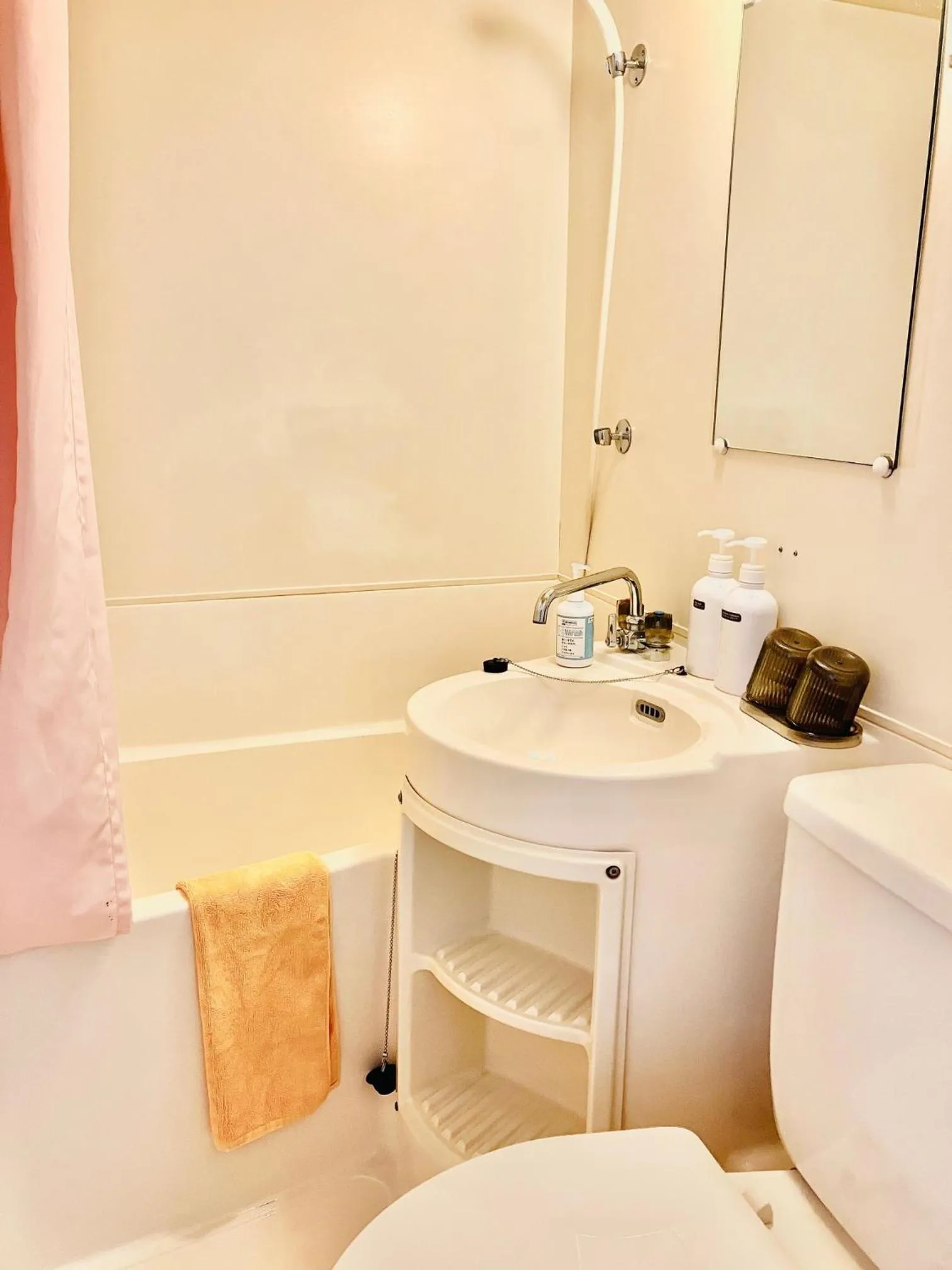 Petit Hotel and Restaurant Air Mail