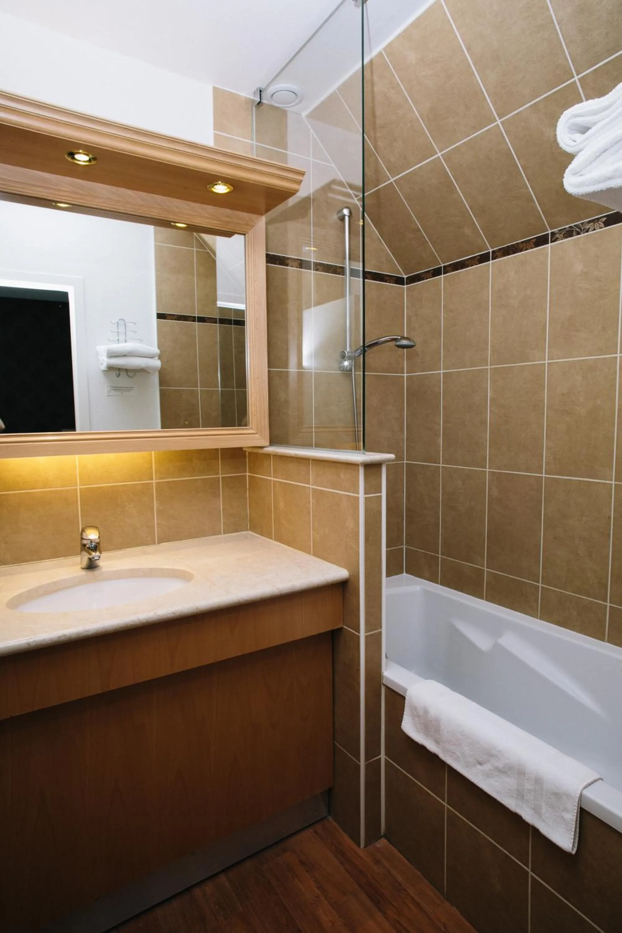 Bathroom in Le Relais Du Roy