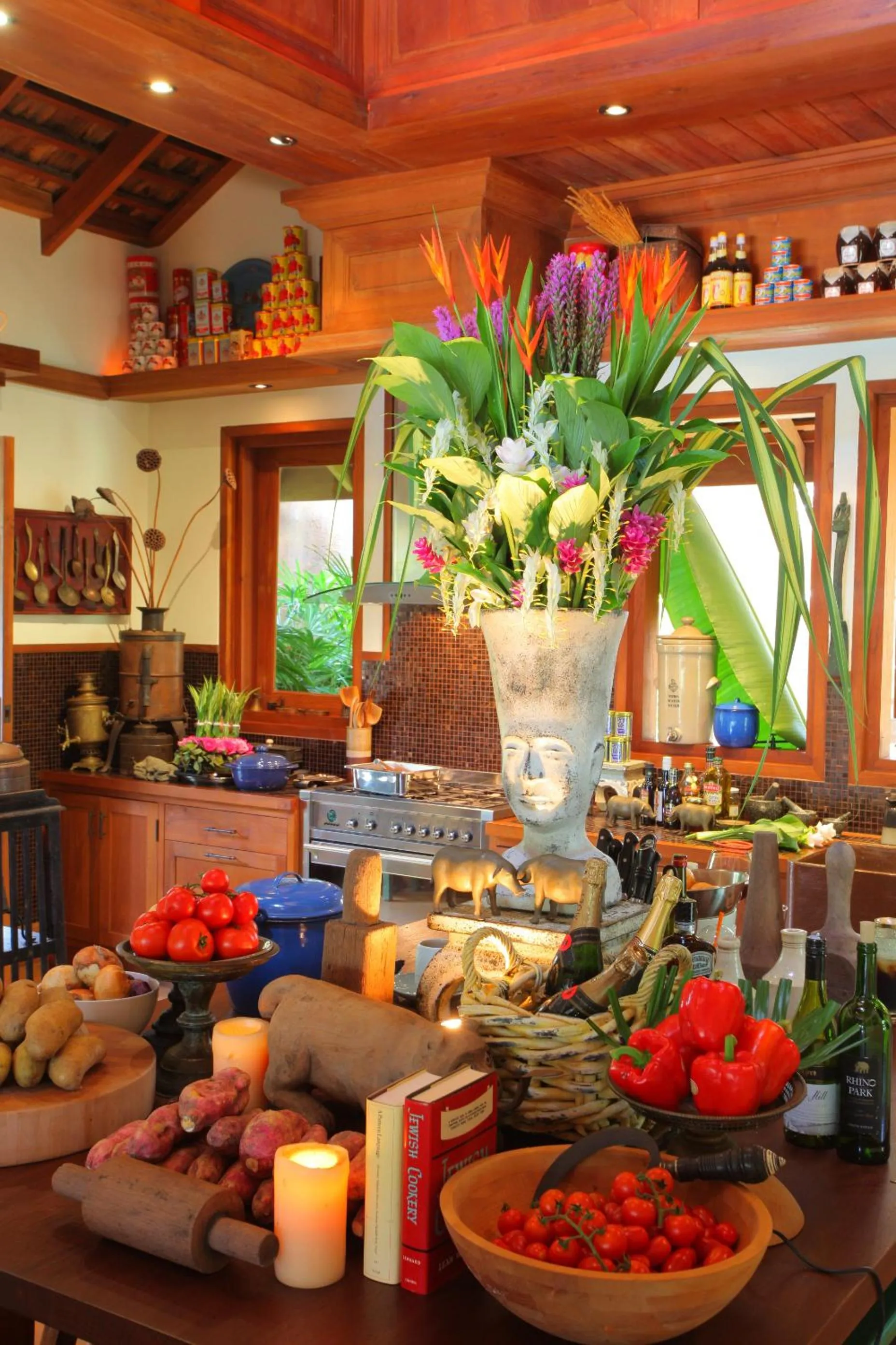 Restaurant/places to eat in Howie's HomeStay