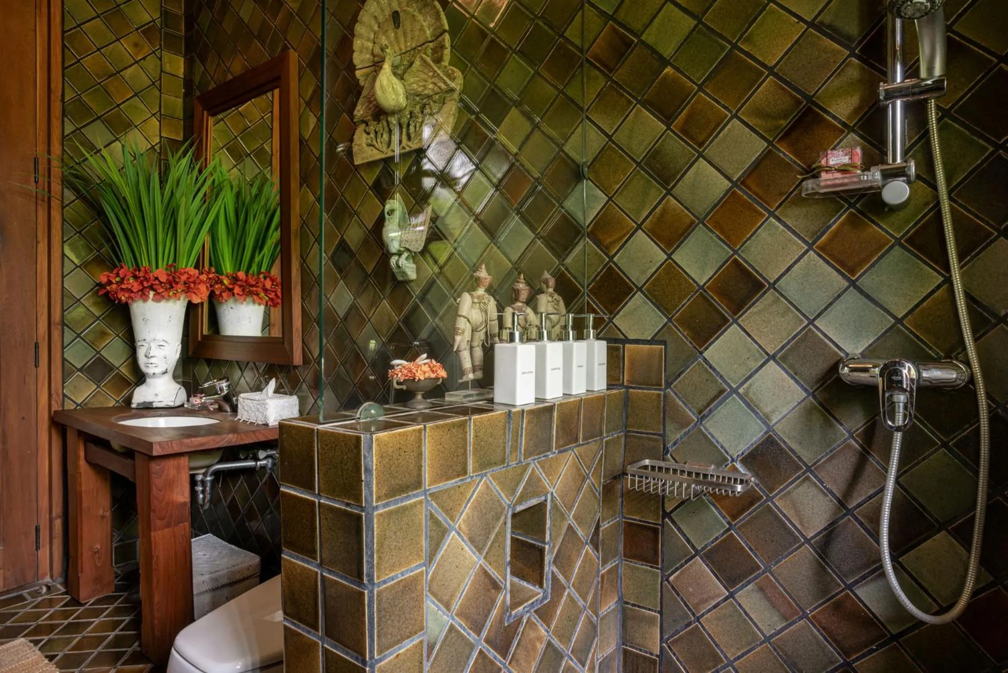 Shower in Howie's HomeStay