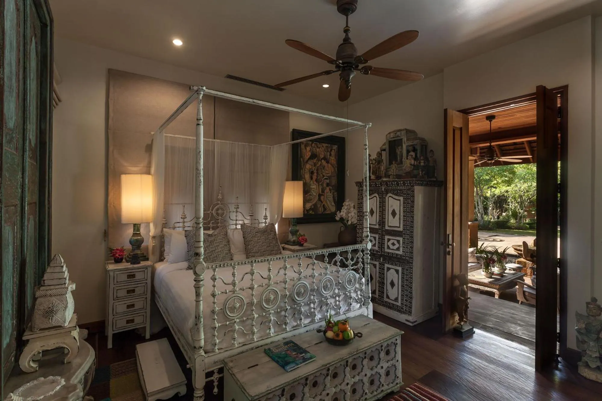 Bed in Howie's HomeStay