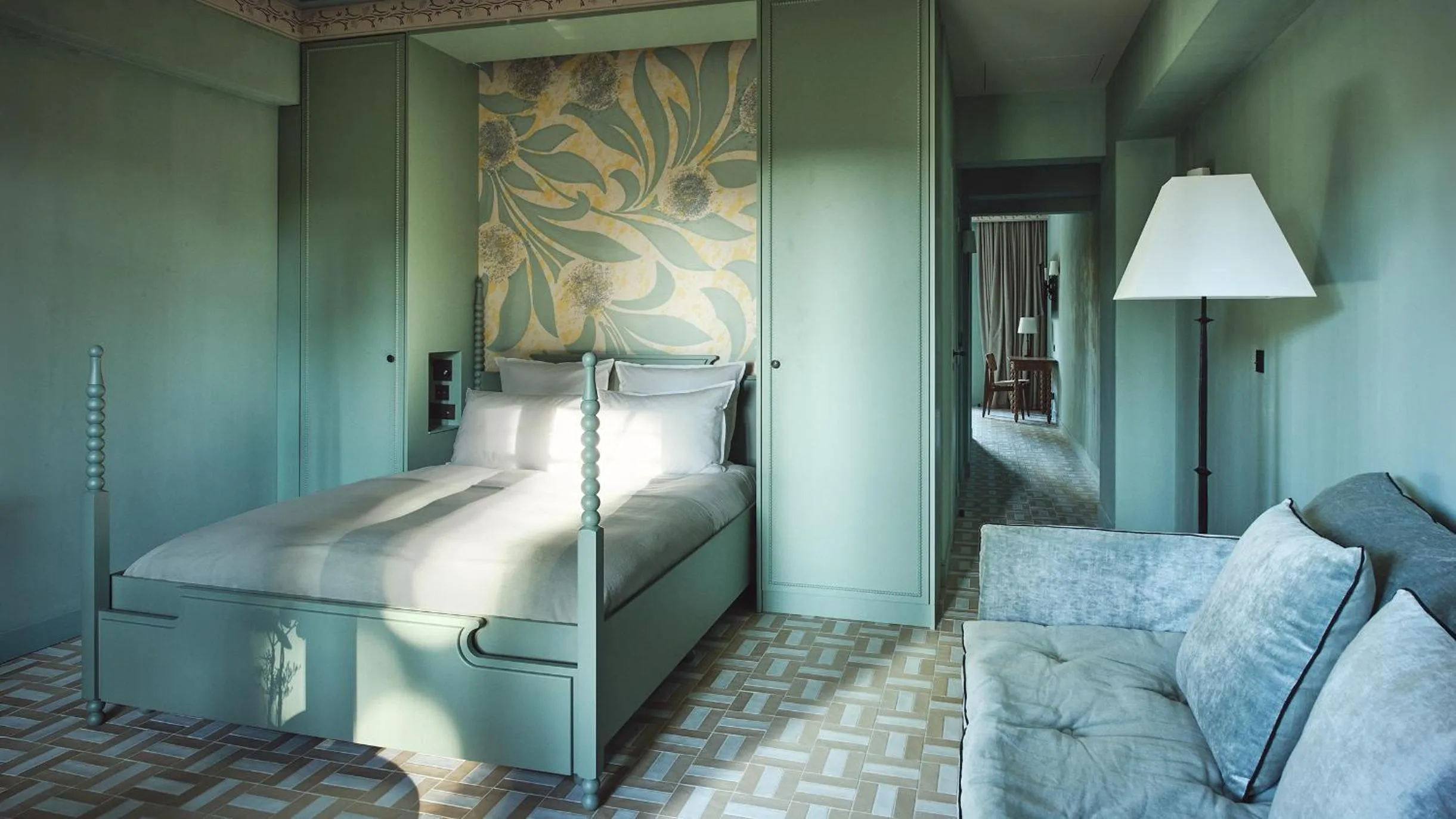 Bed in Le Pigonnet - Esprit de France