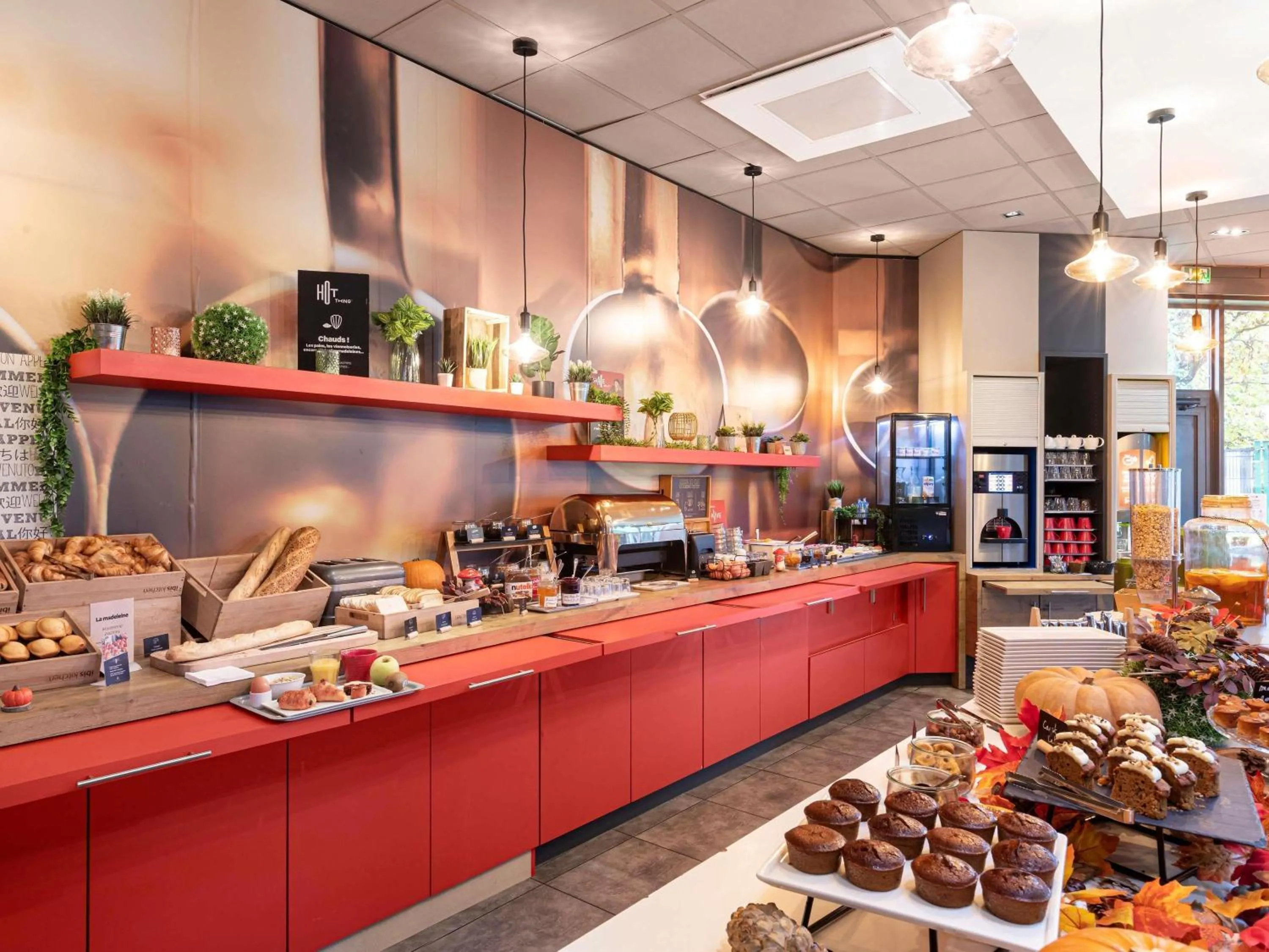 Property building in ibis Lyon Gerland Musée des Confluences