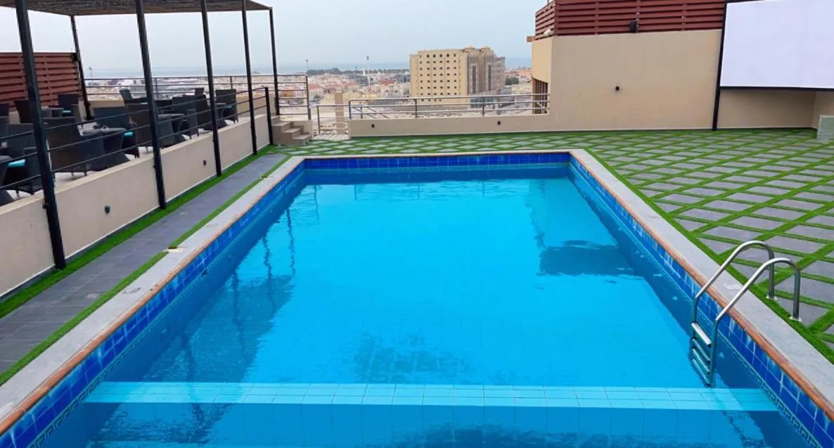 Swimming pool in Tripper Inn Dammam