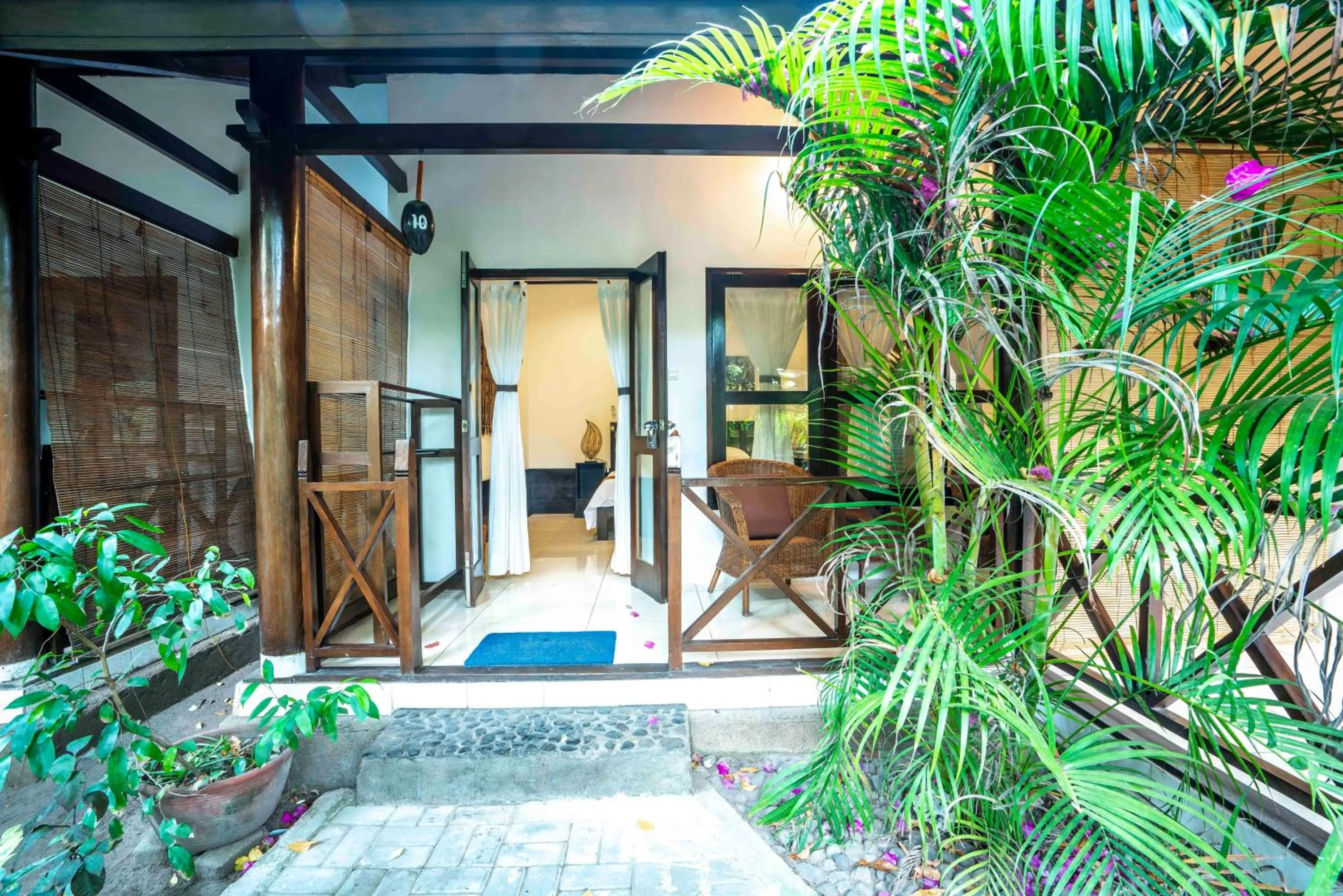 Balcony/Terrace in Manta Dive Gili Air Resort