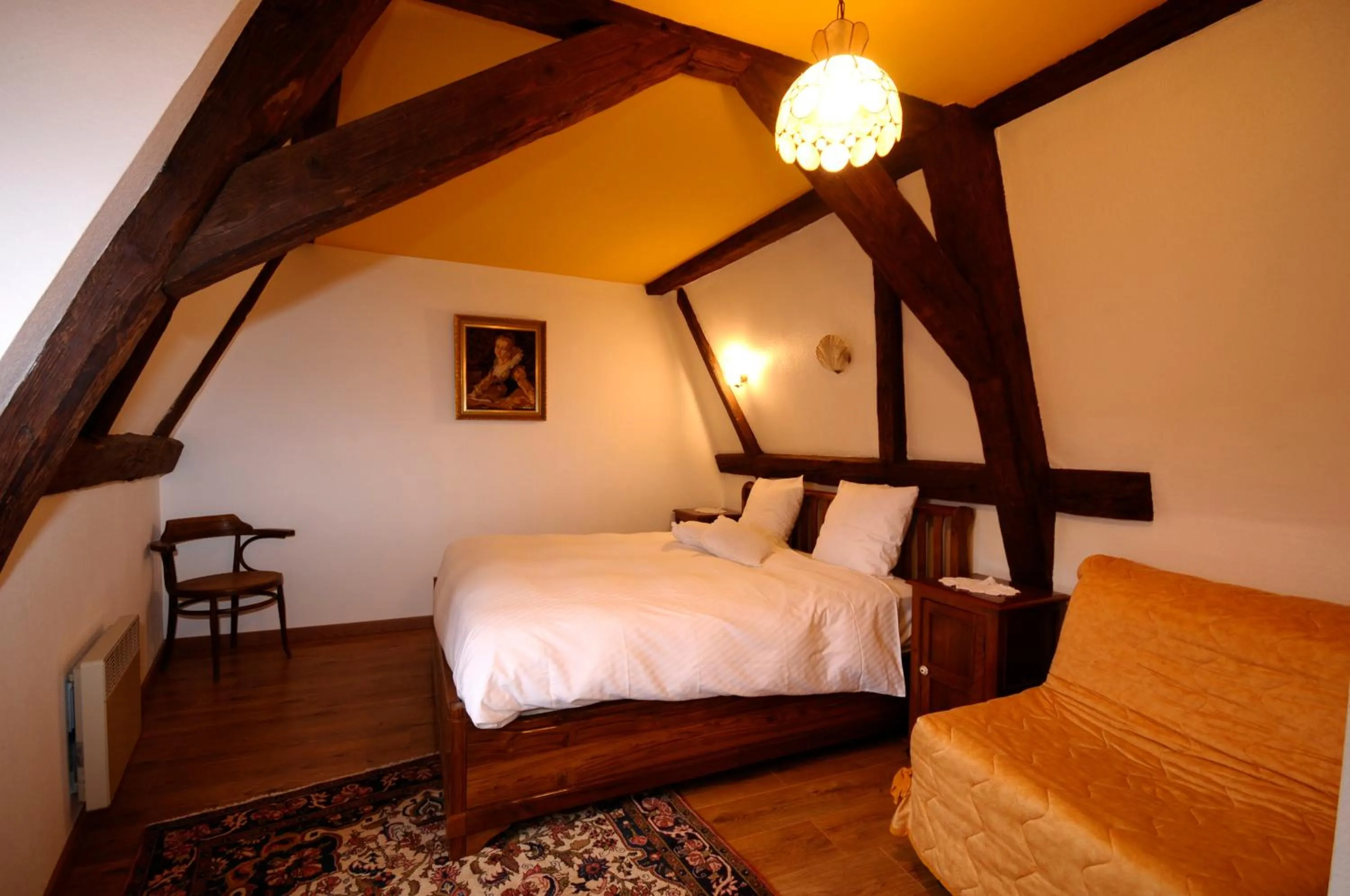 Bedroom, Bed in La Cour du Bailli Suites & Spa
