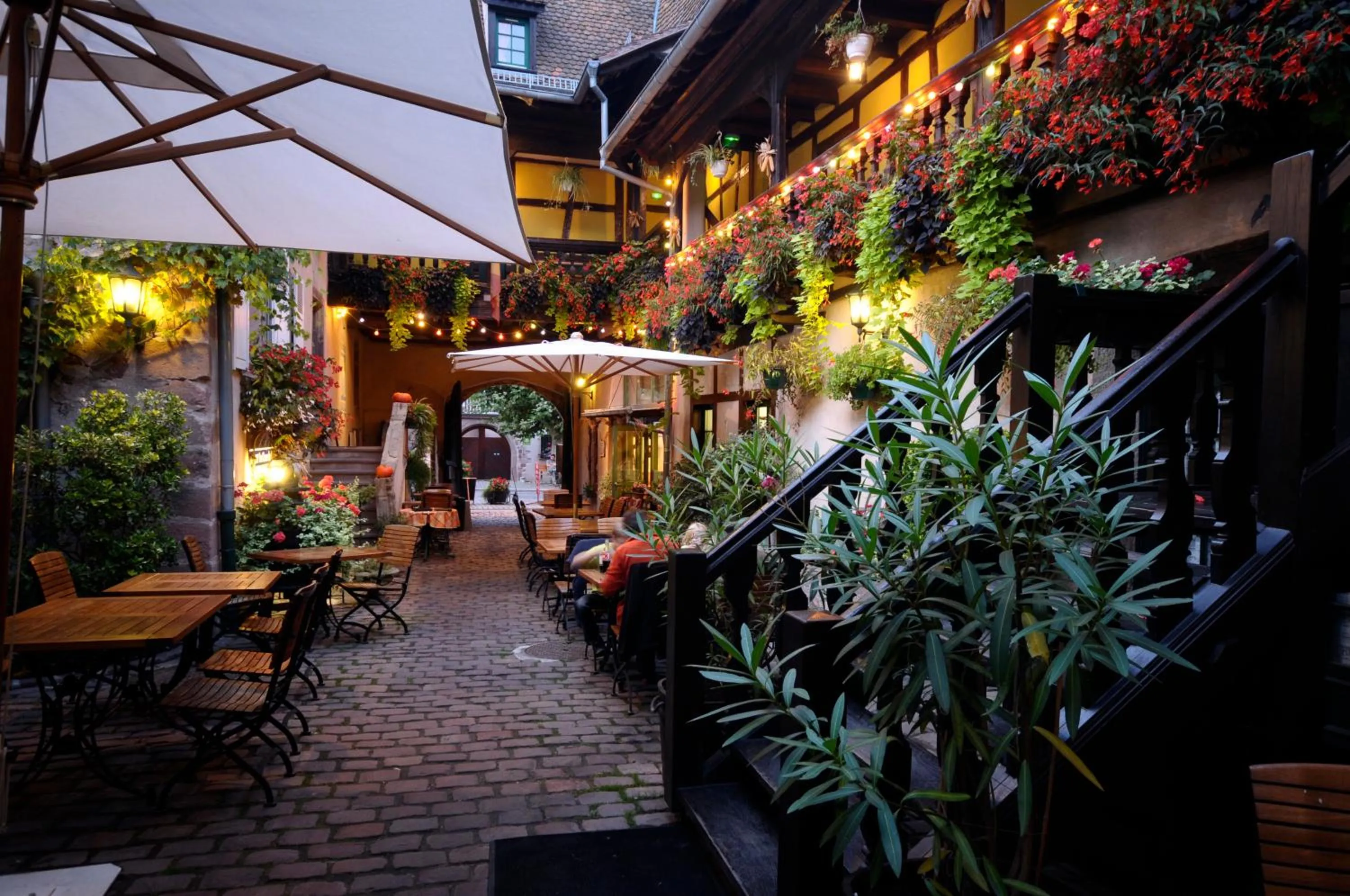 Facade/entrance in La Cour du Bailli Suites & Spa