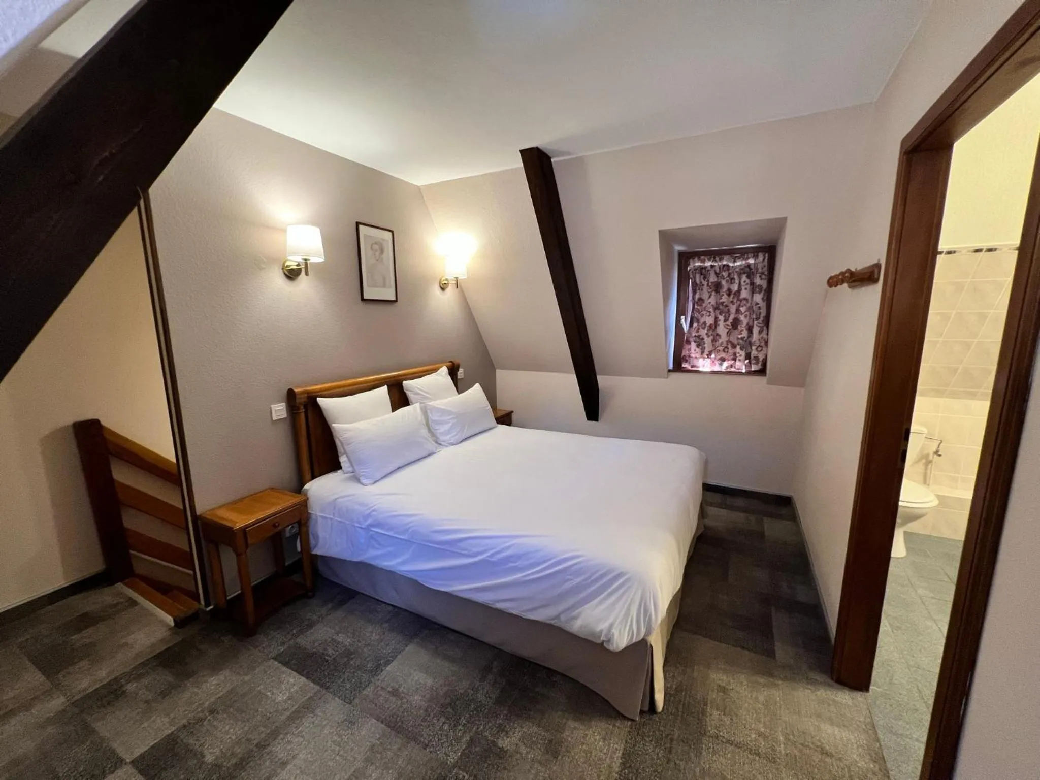Bedroom, Bed in La Cour du Bailli Suites & Spa