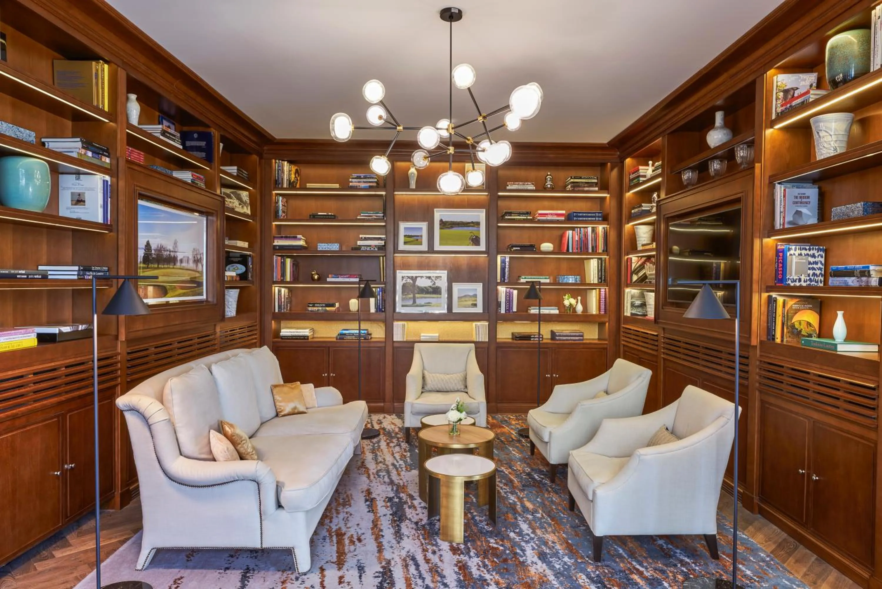 Library in Hôtel Barrière Le Grand Hôtel Dinard