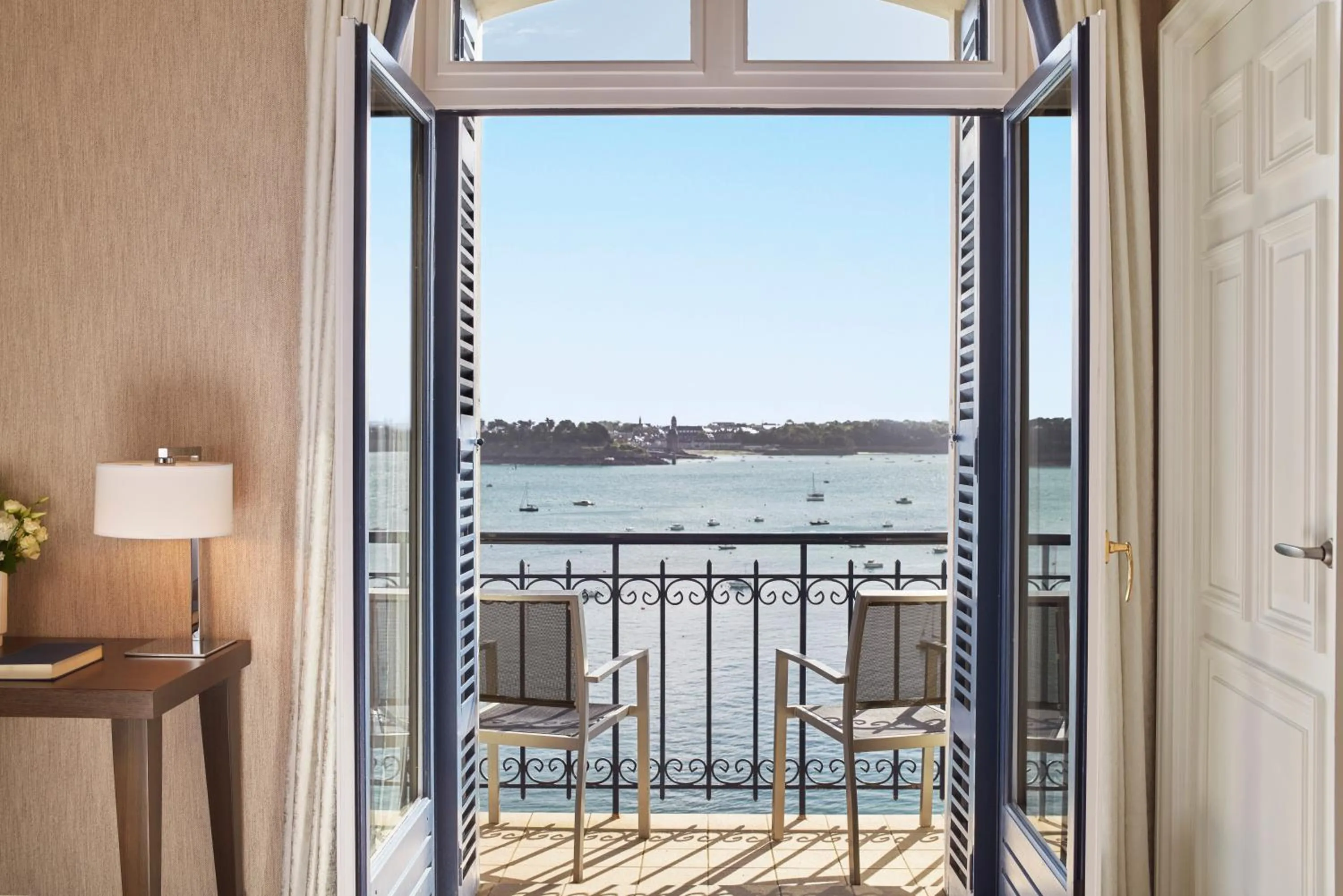 Balcony/Terrace in Hôtel Barrière Le Grand Hôtel Dinard