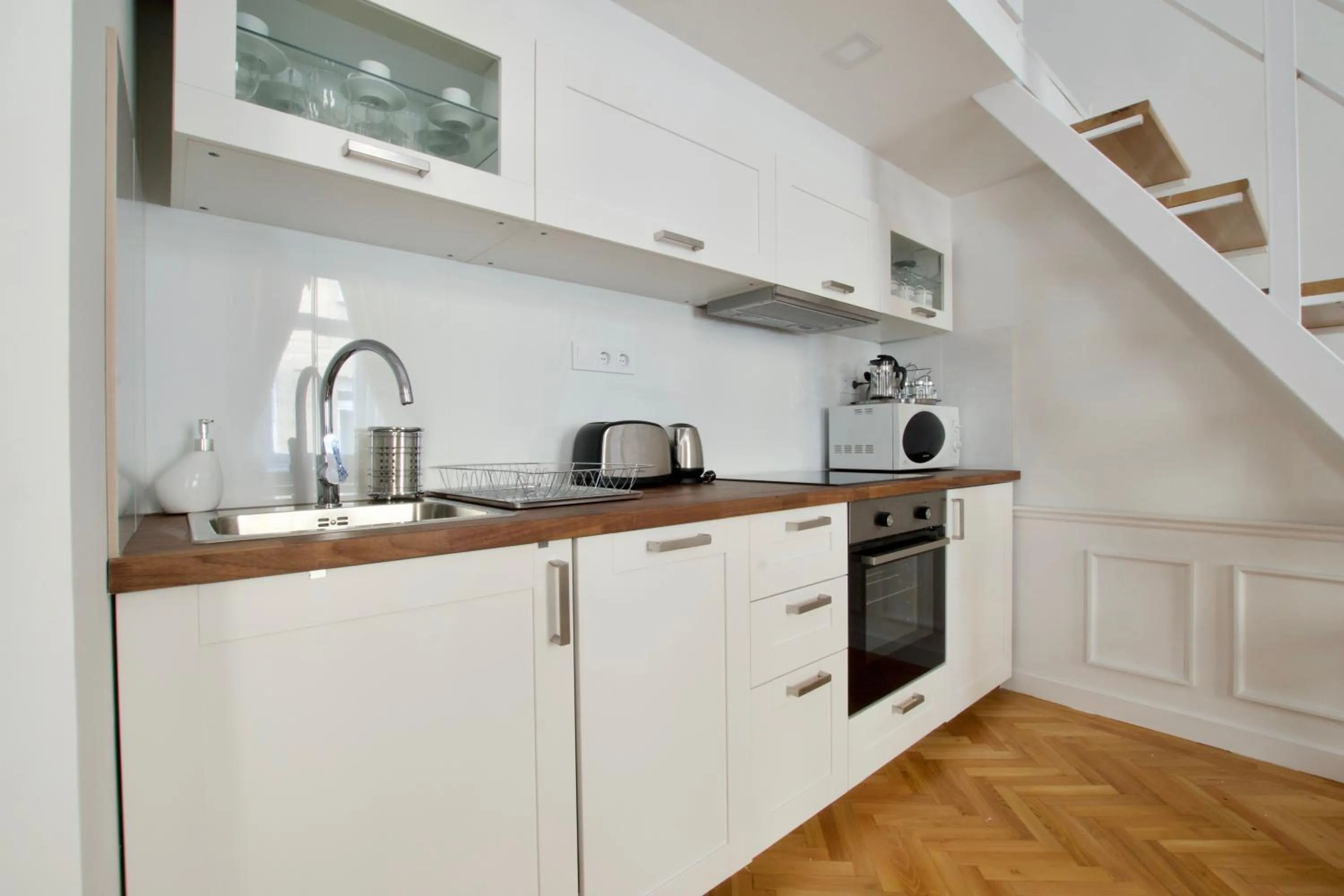 Kitchen or kitchenette in Luxury Apartment by Hi5 - Havas Street