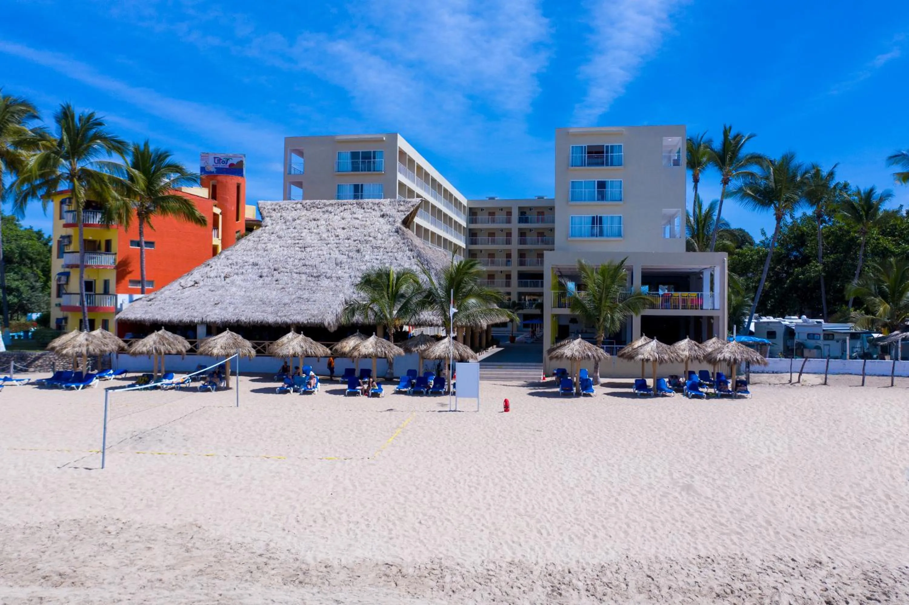 Property building in Decameron Isla Coral Guayabitos, Ramada All-Inclusive Resort