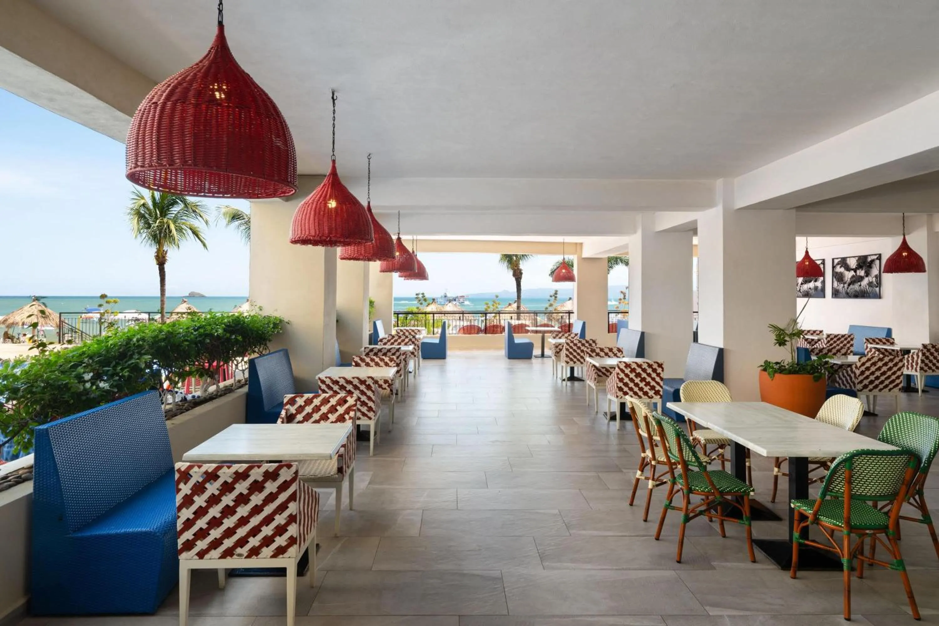 Restaurant/places to eat in Decameron La Marina Guayabitos, Ramada All-Inclusive Resort