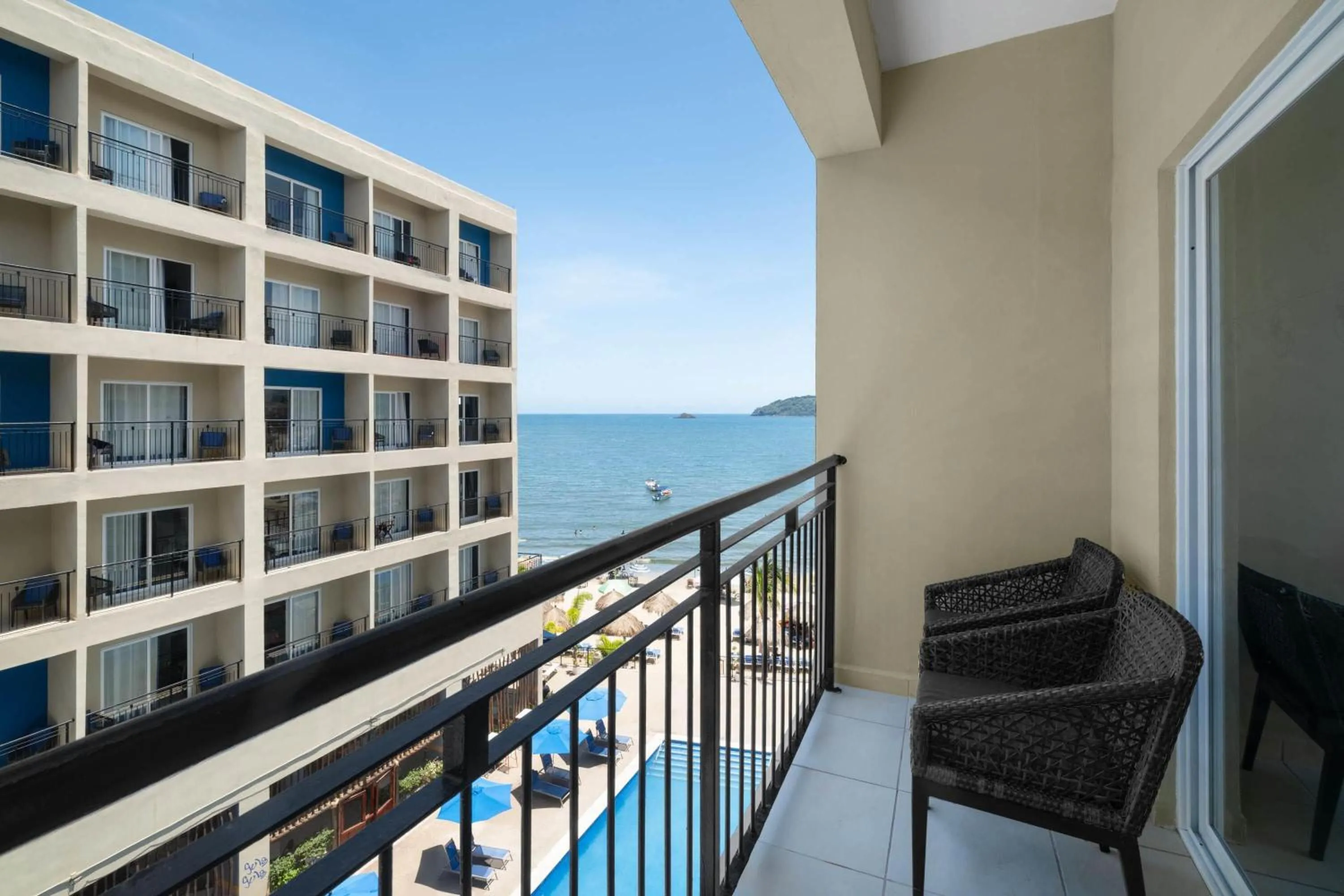 Photo of the whole room in Decameron La Marina Guayabitos, Ramada All-Inclusive Resort