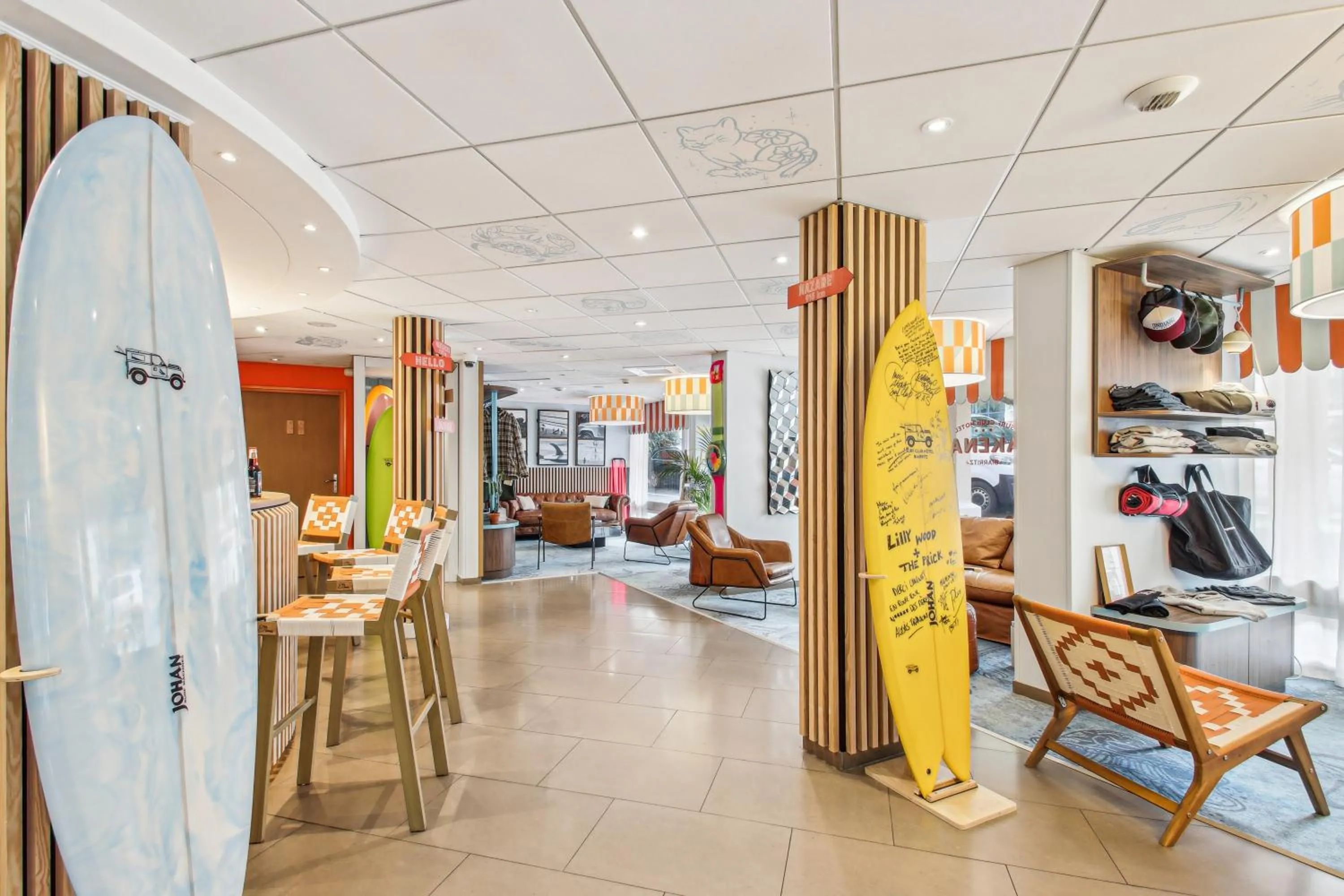 TV and multimedia in Hôtel AKENA Biarritz - Grande plage