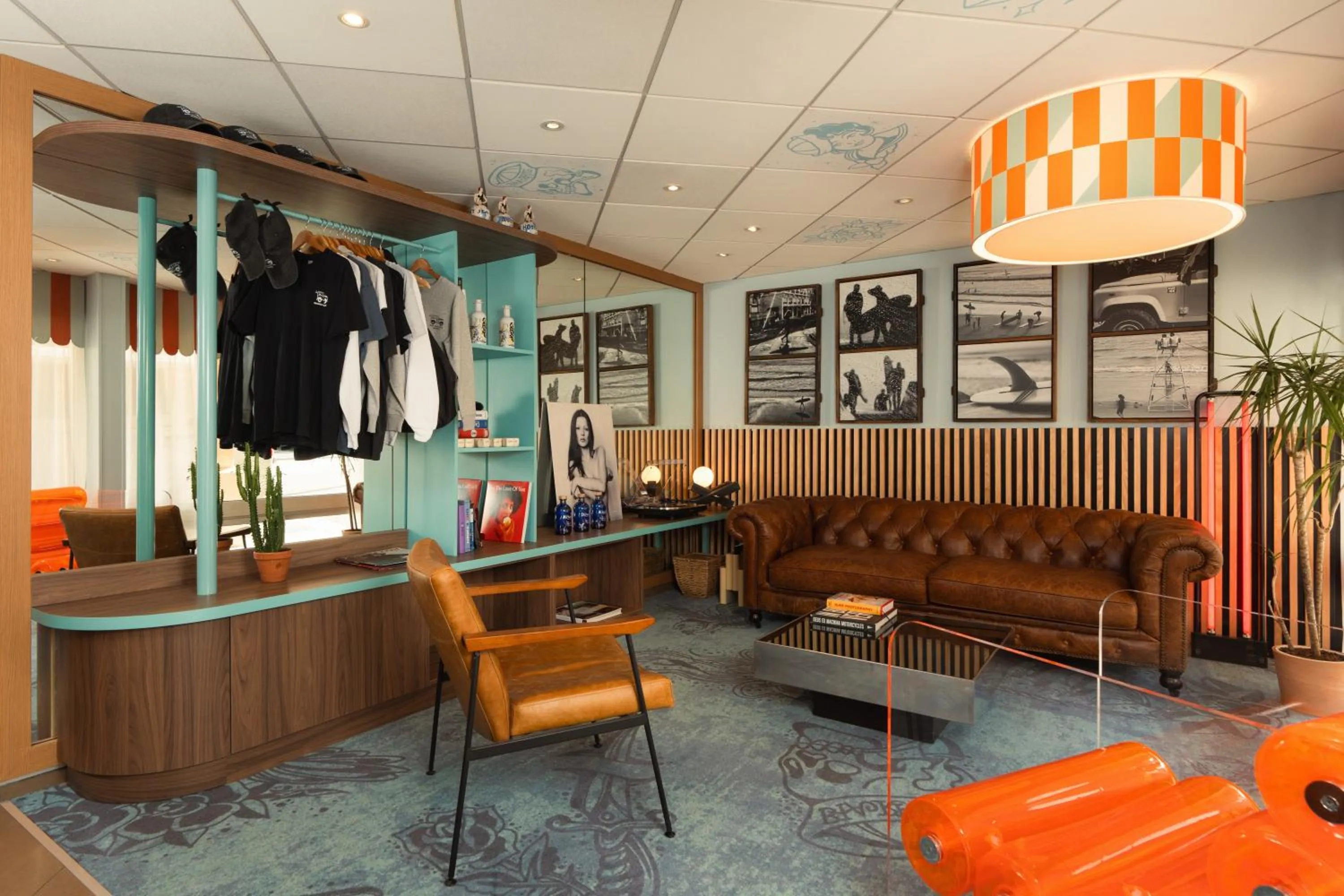 Property building in Hôtel AKENA Biarritz - Grande plage