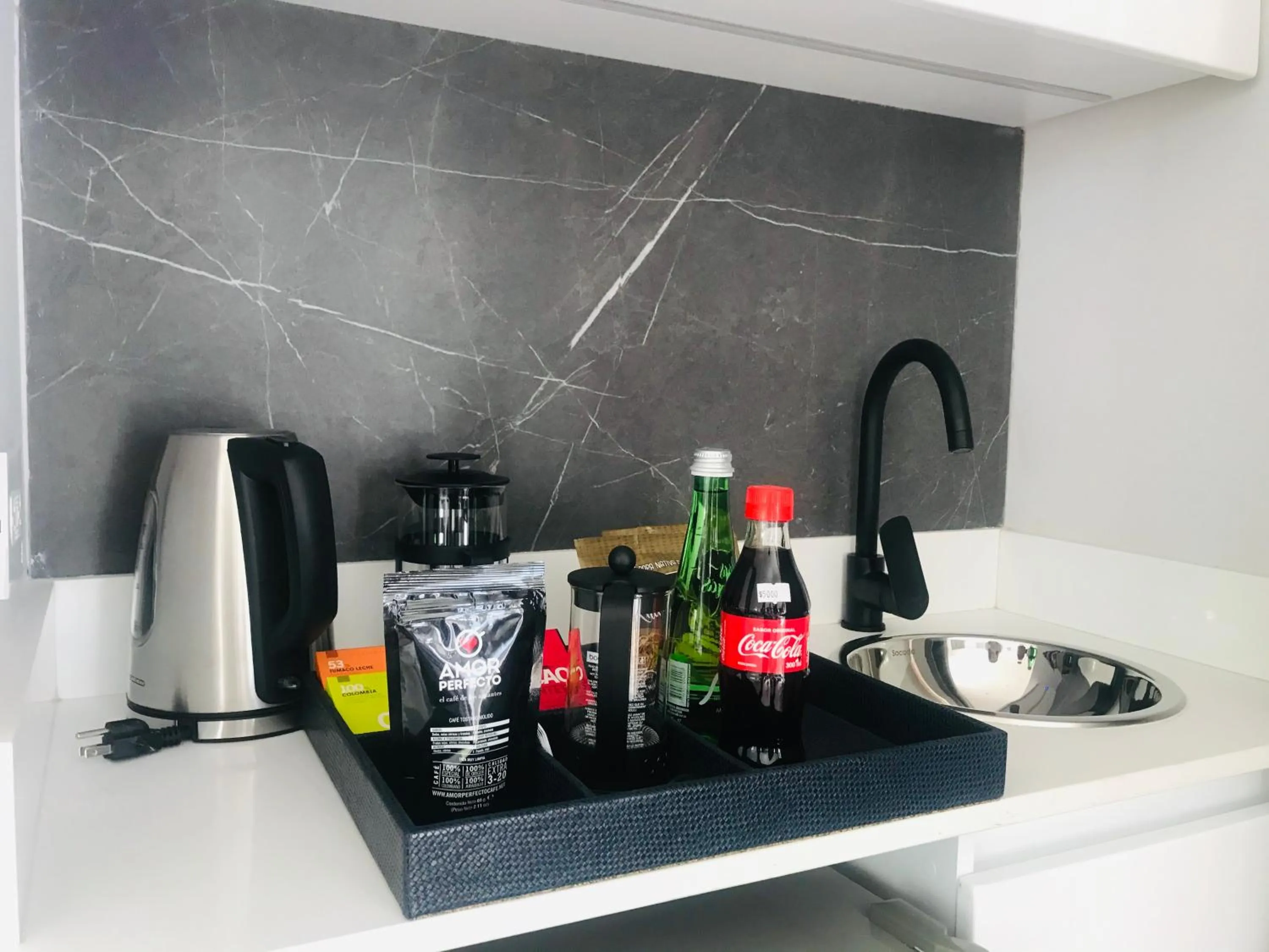 Coffee/tea facilities in Cassa Luxury Homes