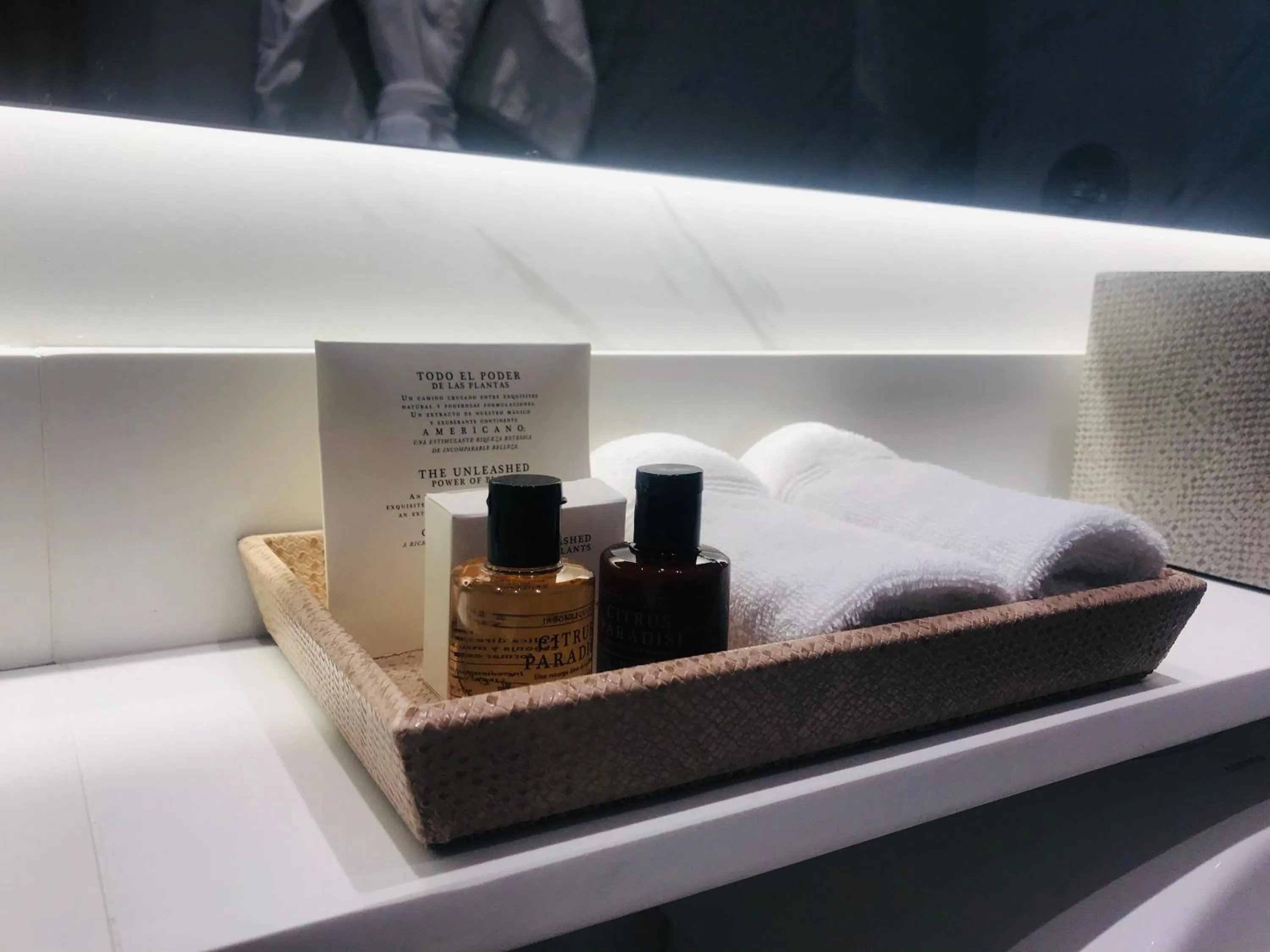 Other, Bed in Cassa Luxury Homes