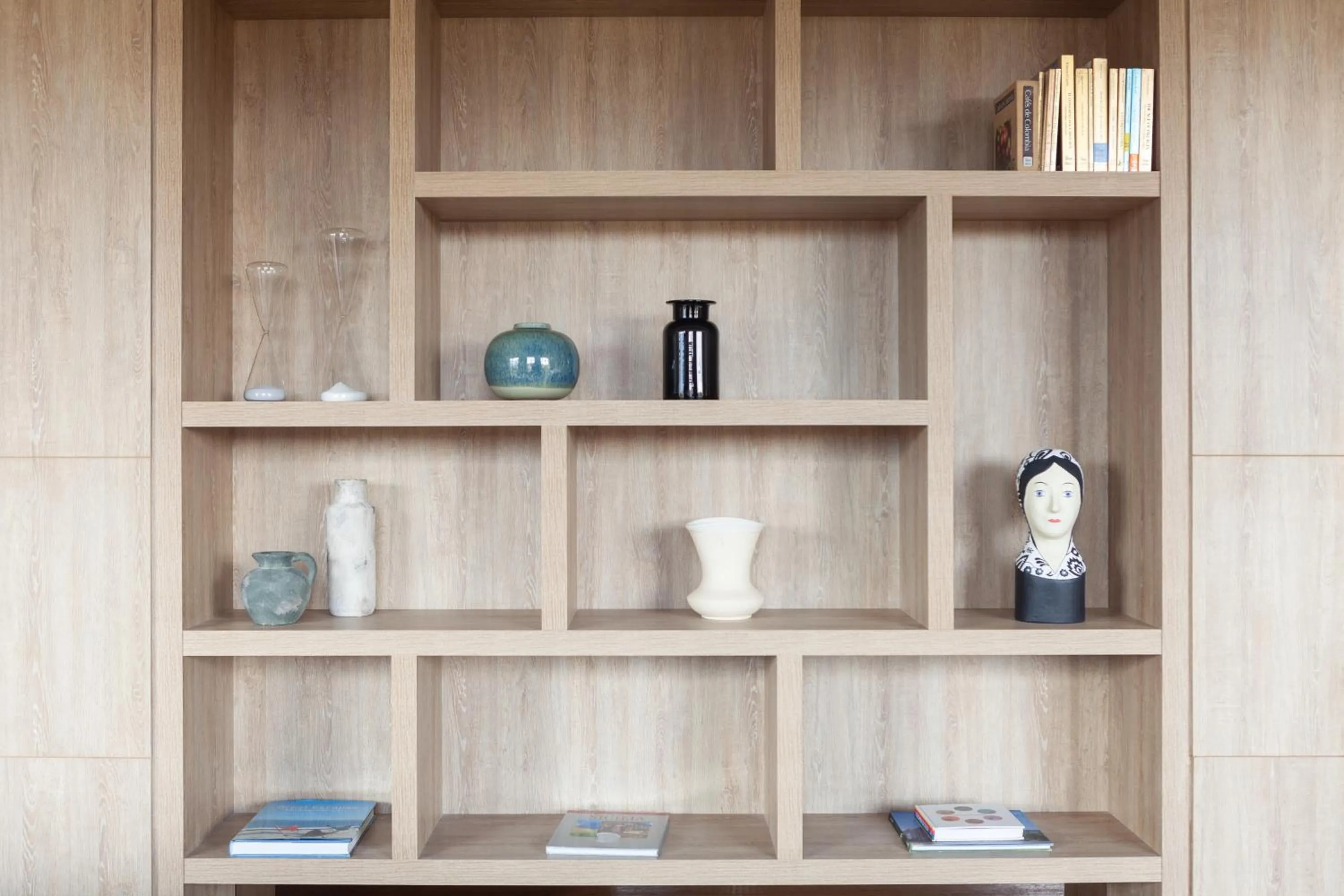 Library in Cassa Luxury Homes