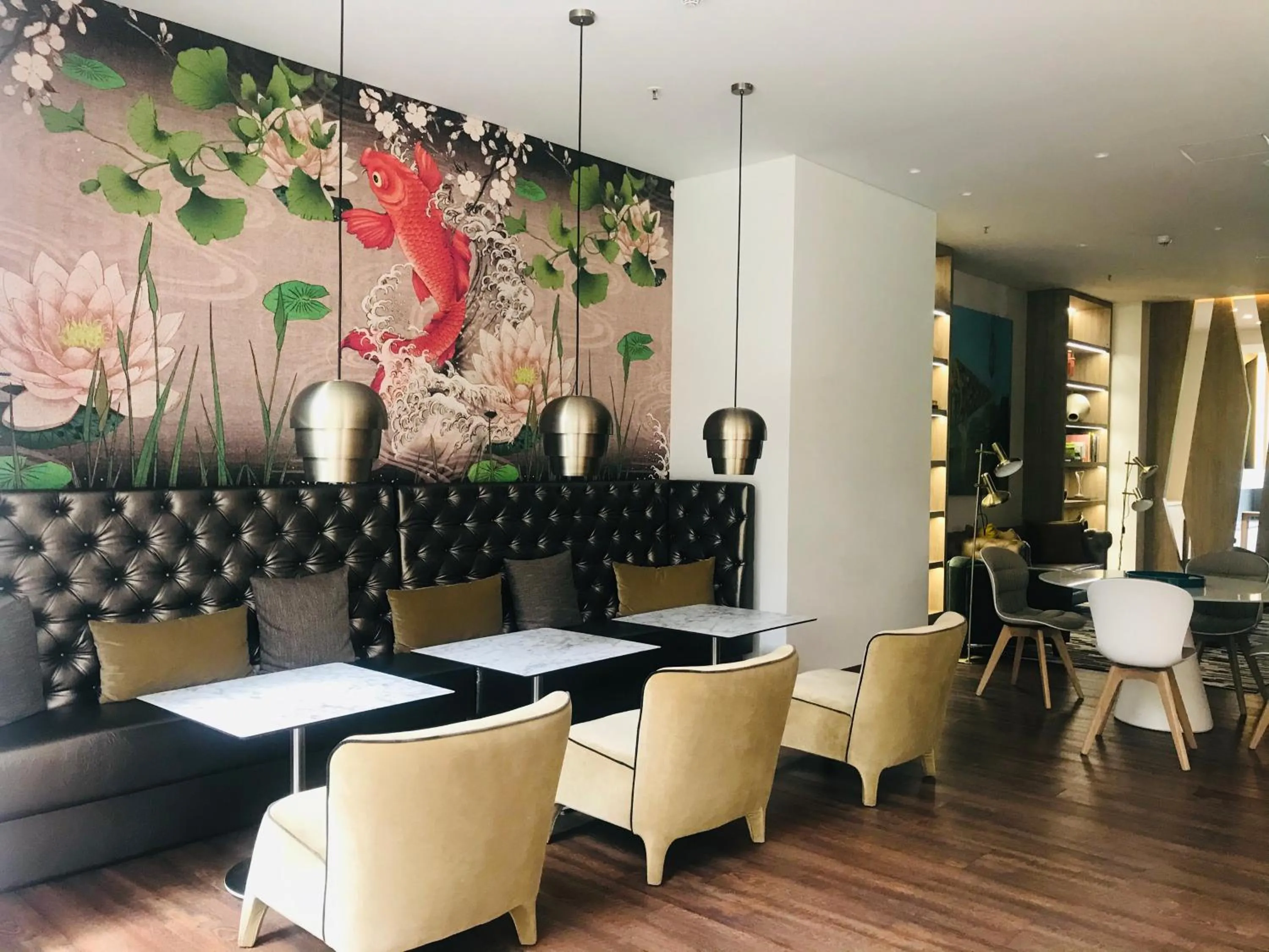 Restaurant/places to eat in Cassa Luxury Homes