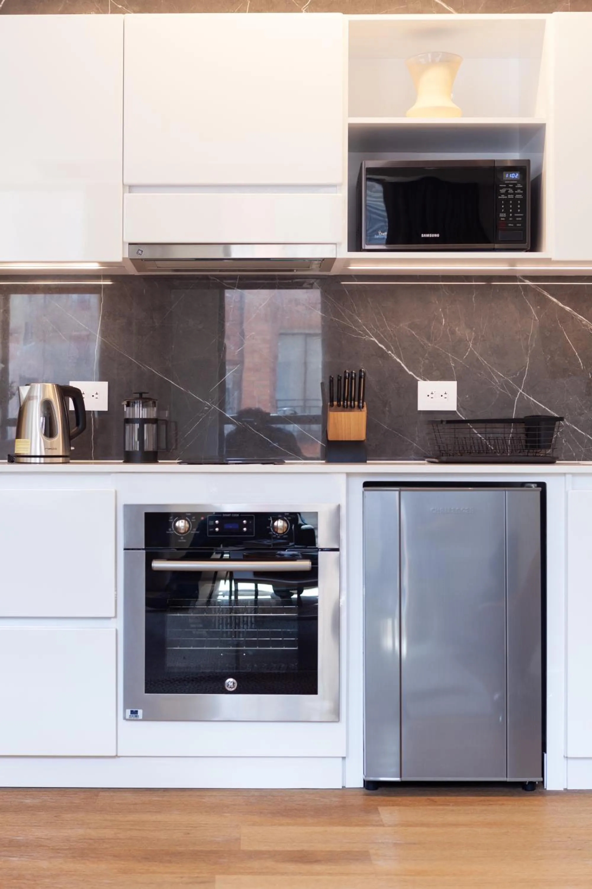 Kitchen or kitchenette in Cassa Luxury Homes