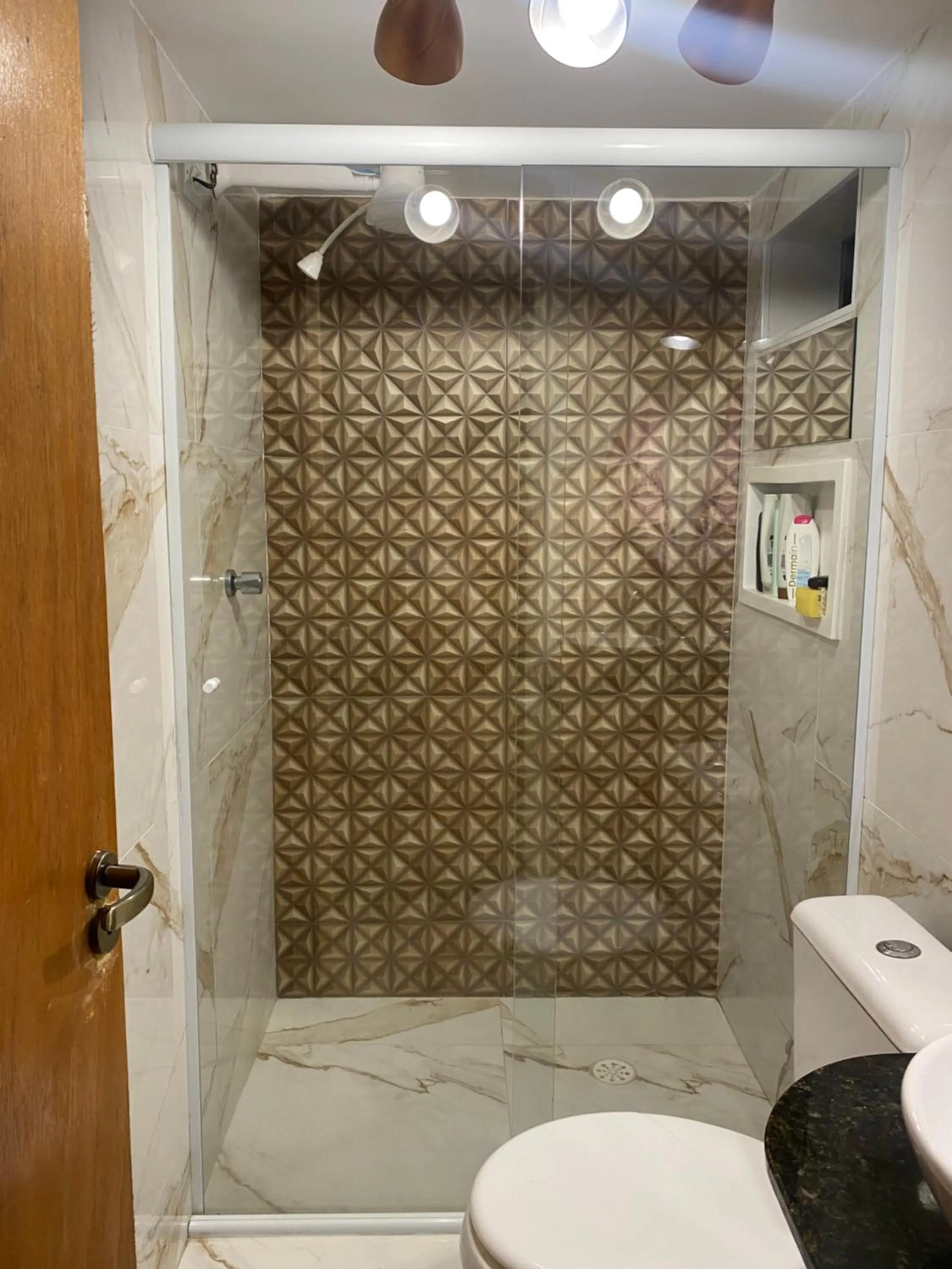 Bathroom in Chalés Marinelli em São Roque