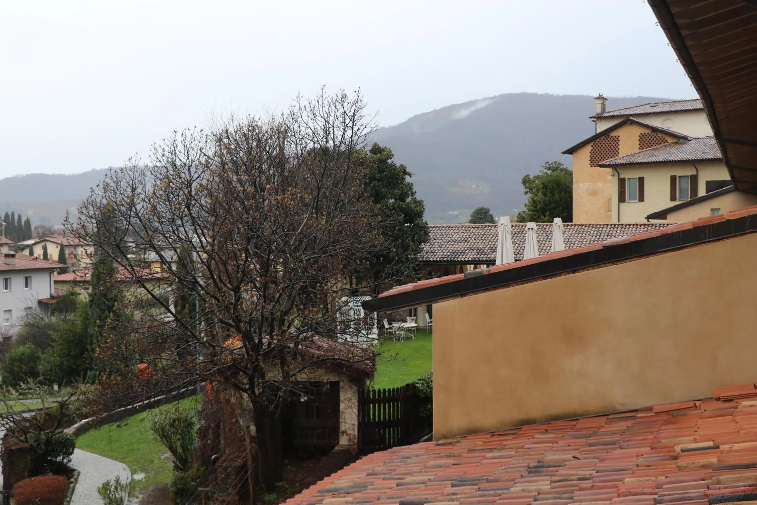 Property building in Borgo Santa Giulia