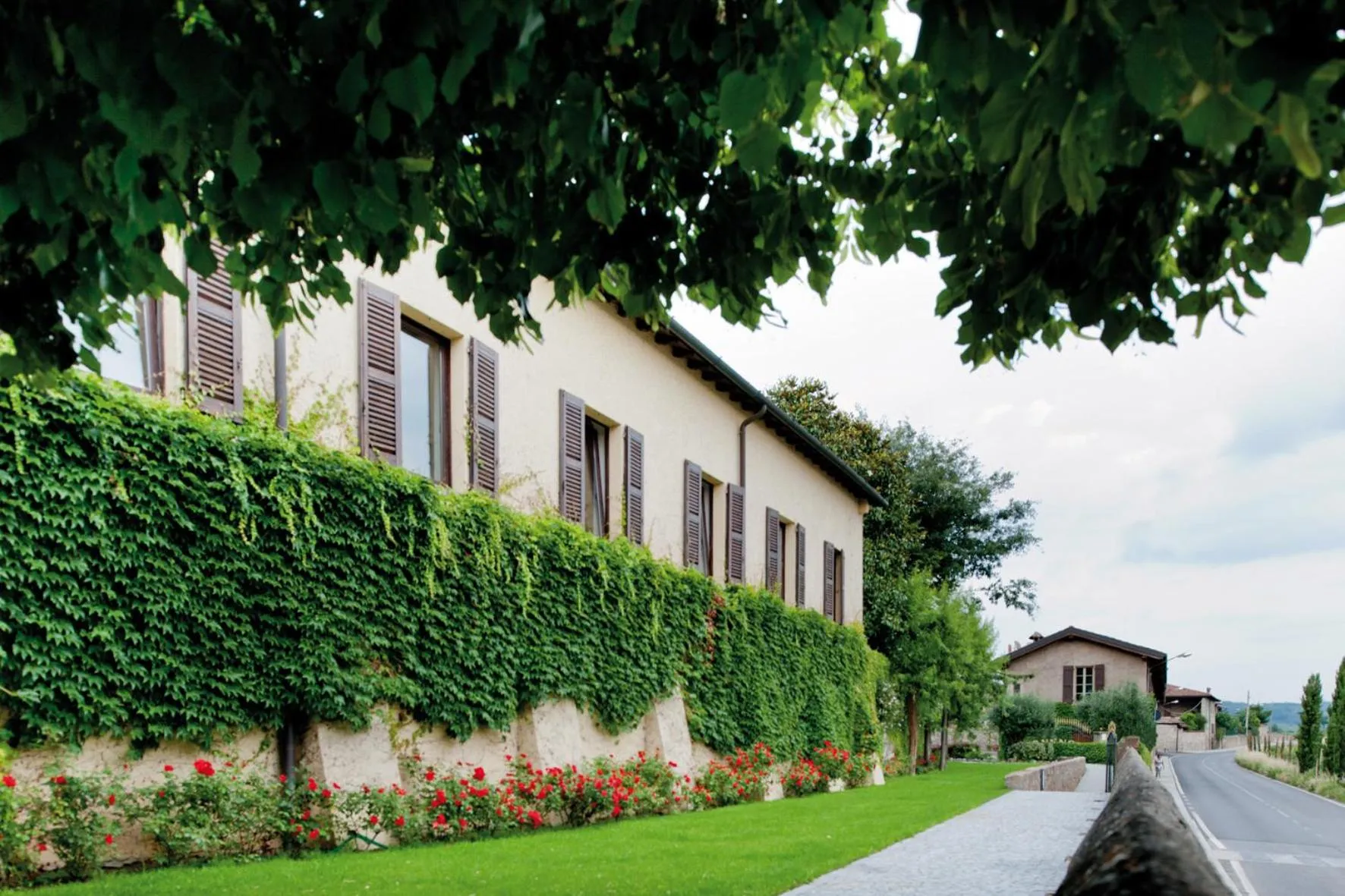 Property building in Borgo Santa Giulia